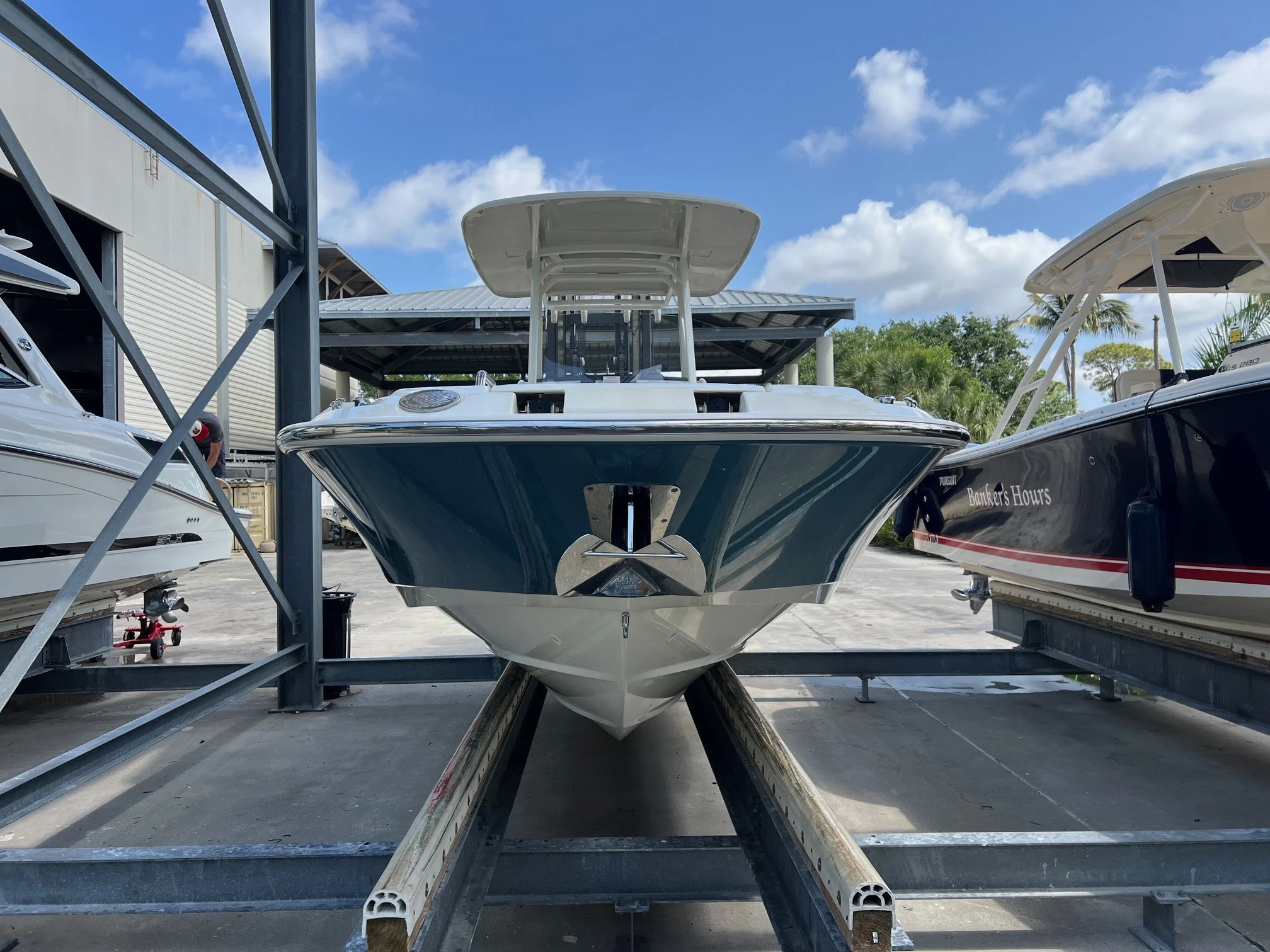 2020 Boston Whaler 270 DAUNTLESS Image Thumbnail #2