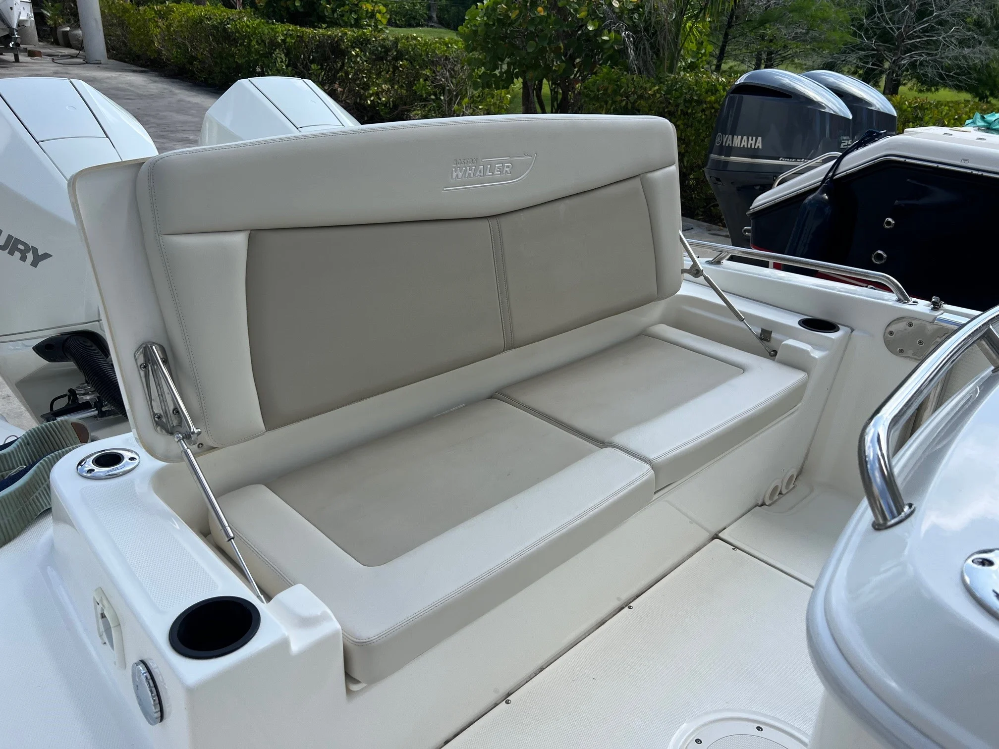 2020 Boston Whaler 270 DAUNTLESS Image Thumbnail #7