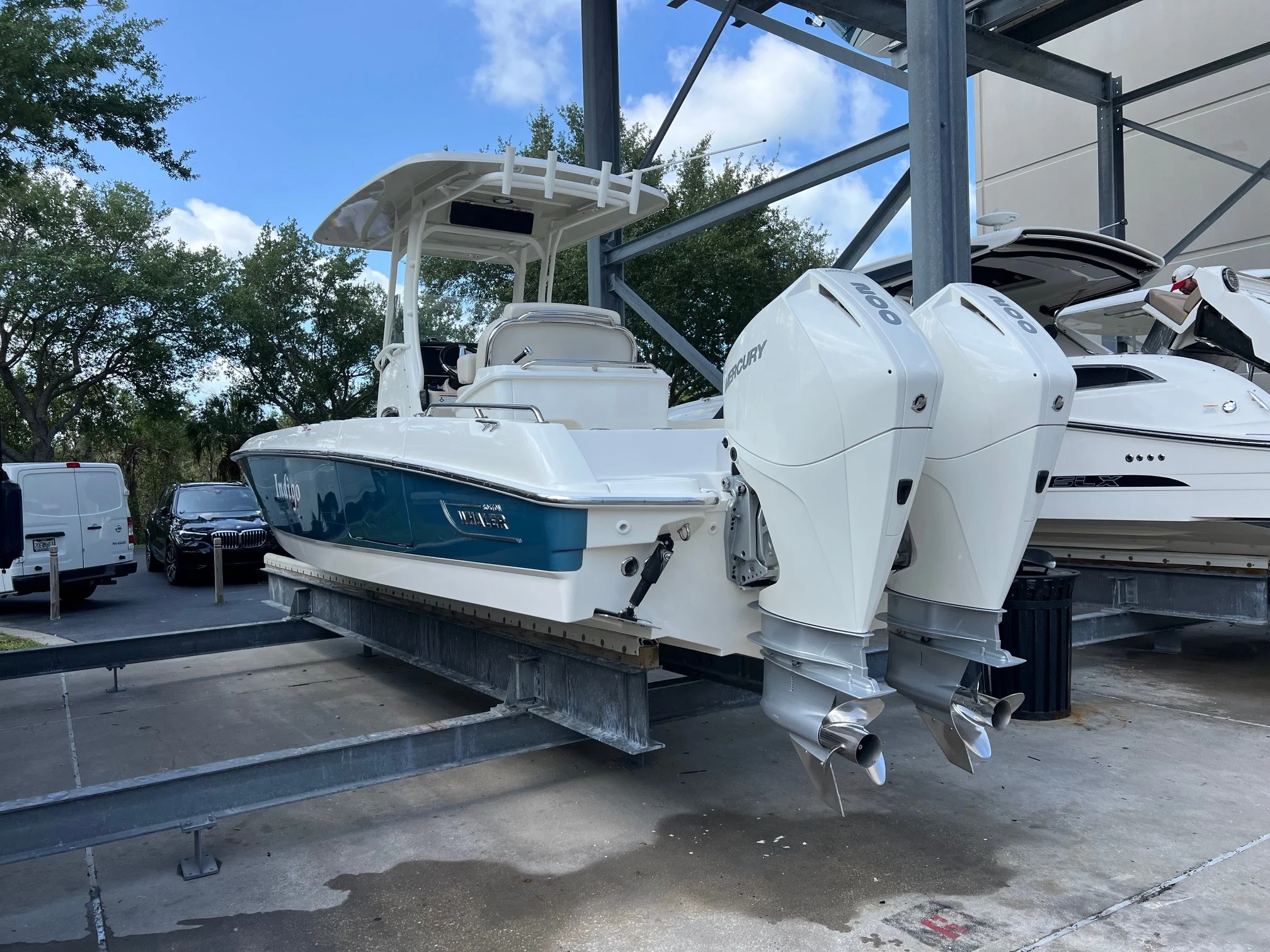 2020 Boston Whaler 270 DAUNTLESS Image Thumbnail #3