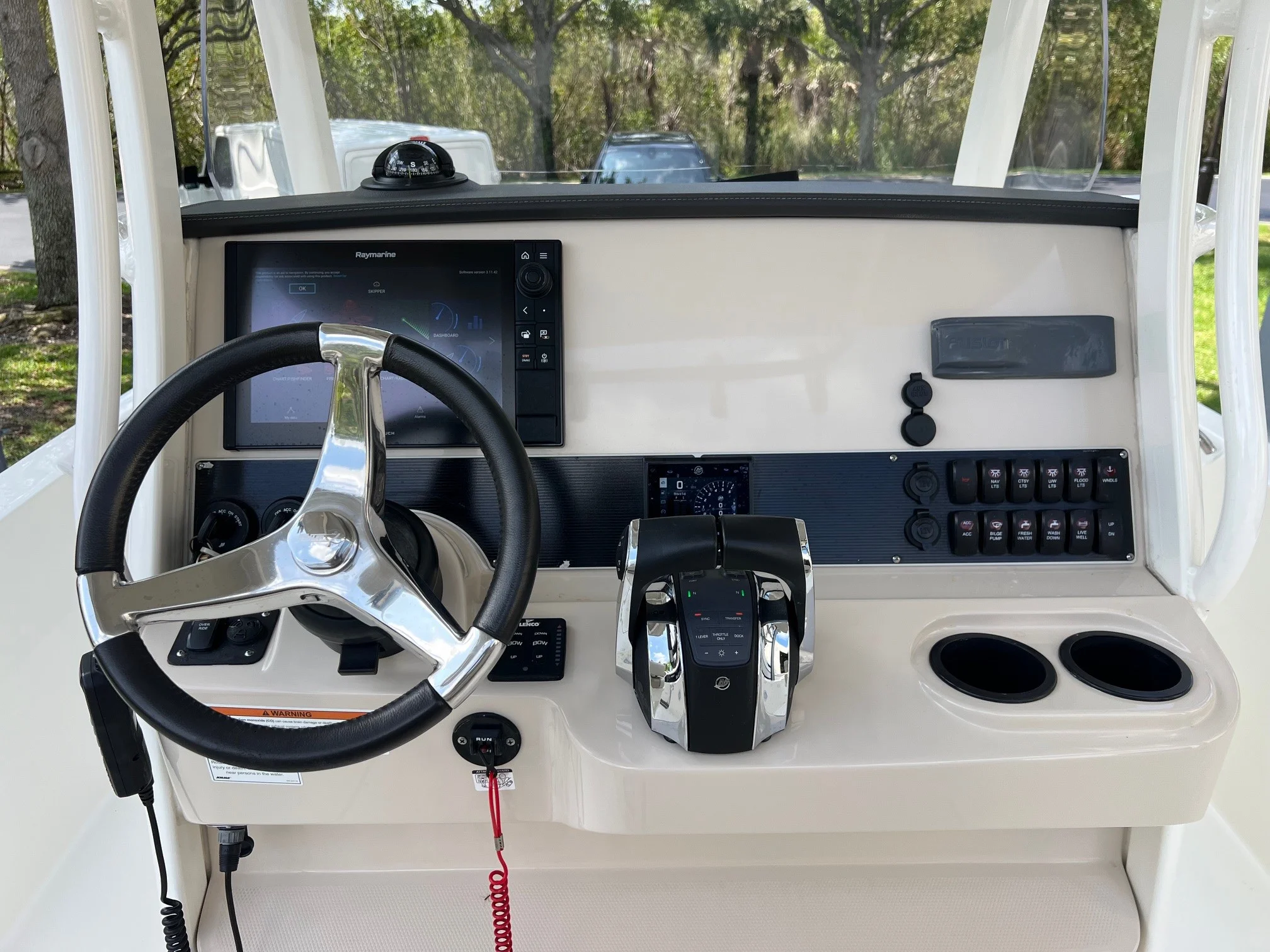 2020 Boston Whaler 270 DAUNTLESS Image Thumbnail #13