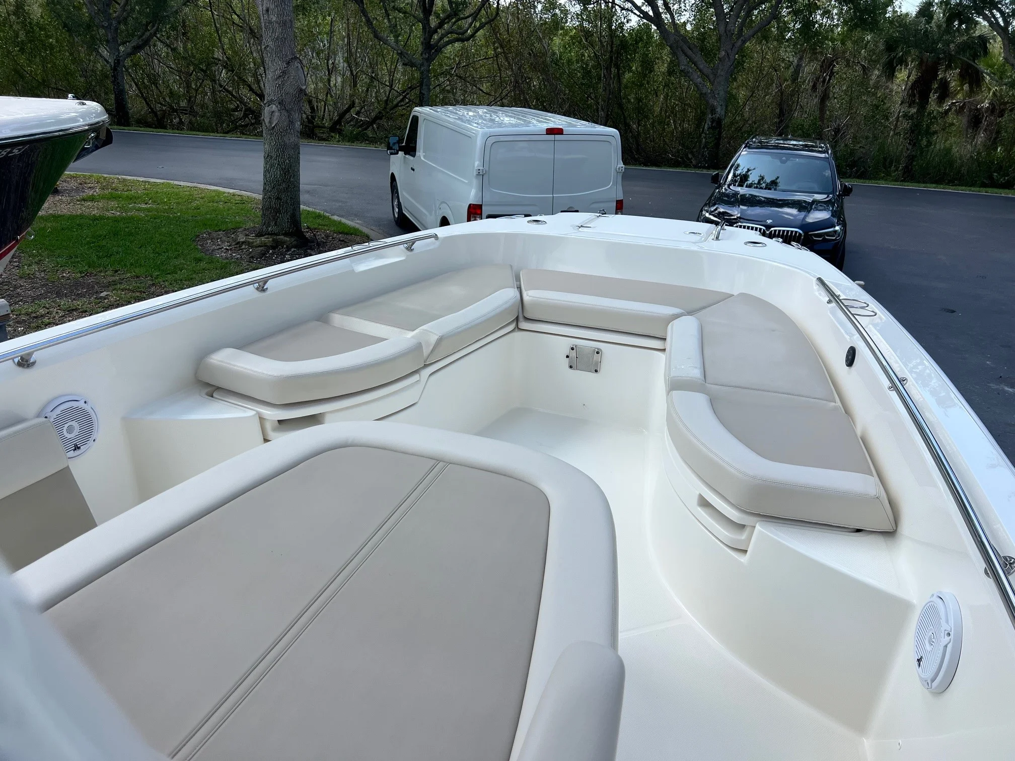 2020 Boston Whaler 270 DAUNTLESS Image Thumbnail #15