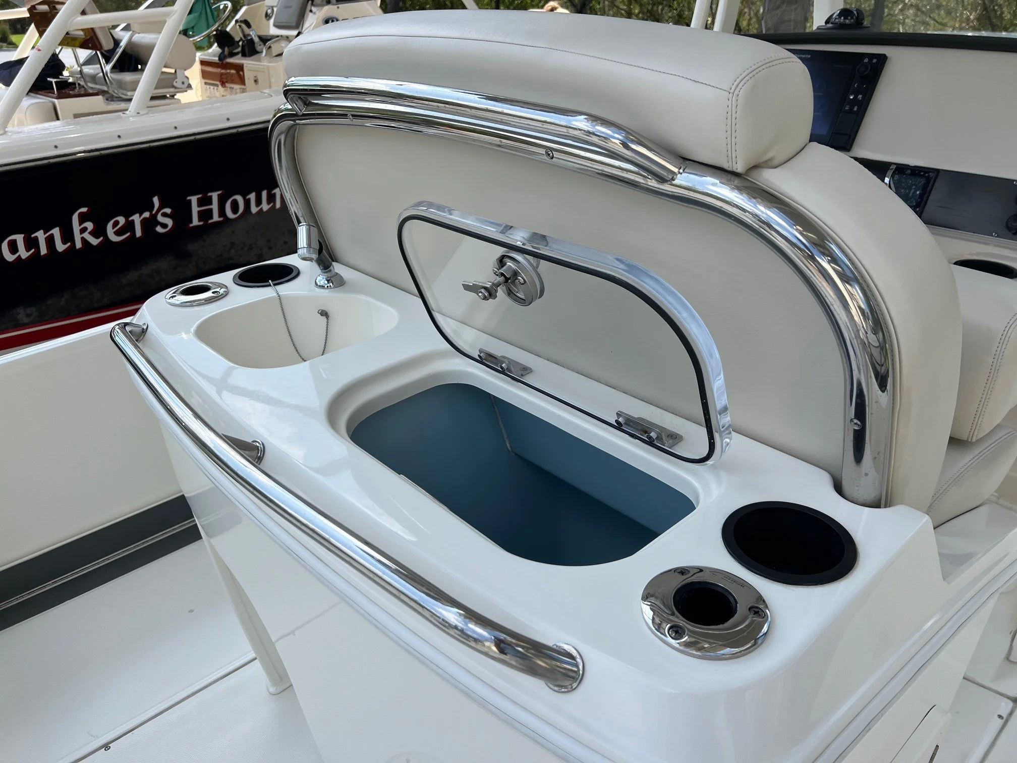 2020 Boston Whaler 270 DAUNTLESS Image Thumbnail #9
