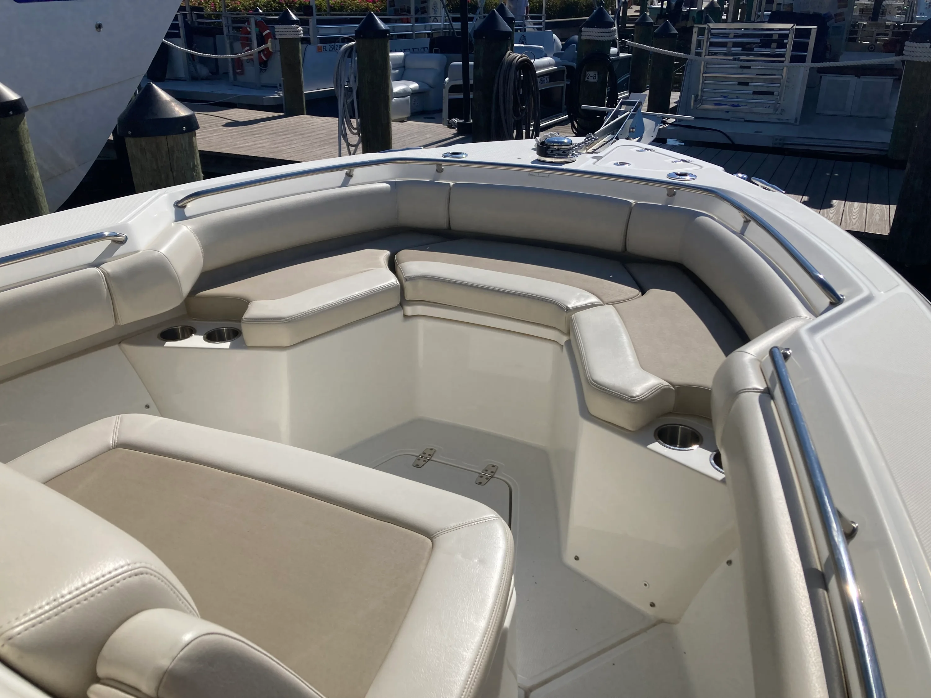 2019 Boston Whaler 250 OUTRAGE Image Thumbnail #14