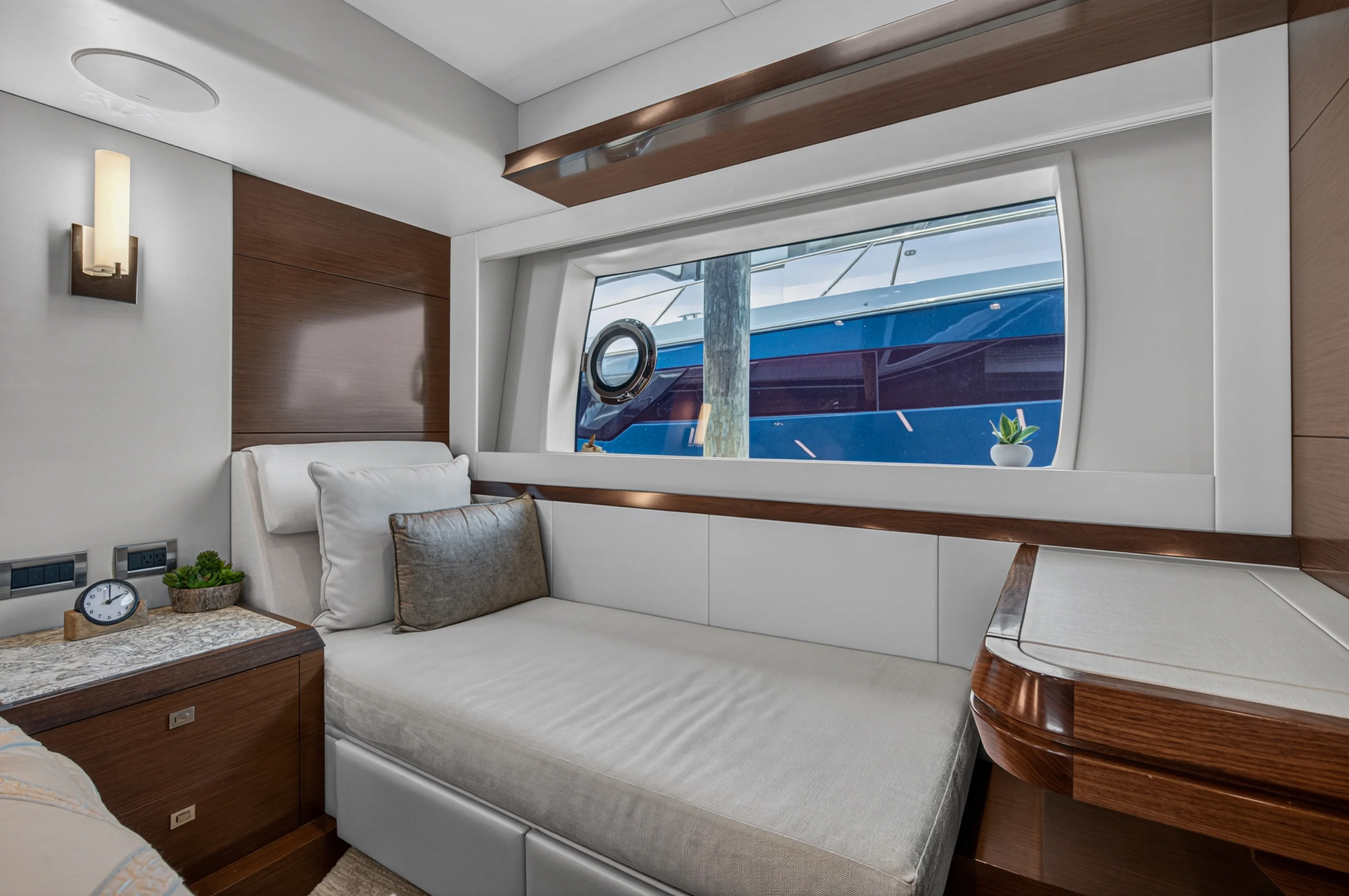 2021 Ocean Alexander 70E Image Thumbnail #63