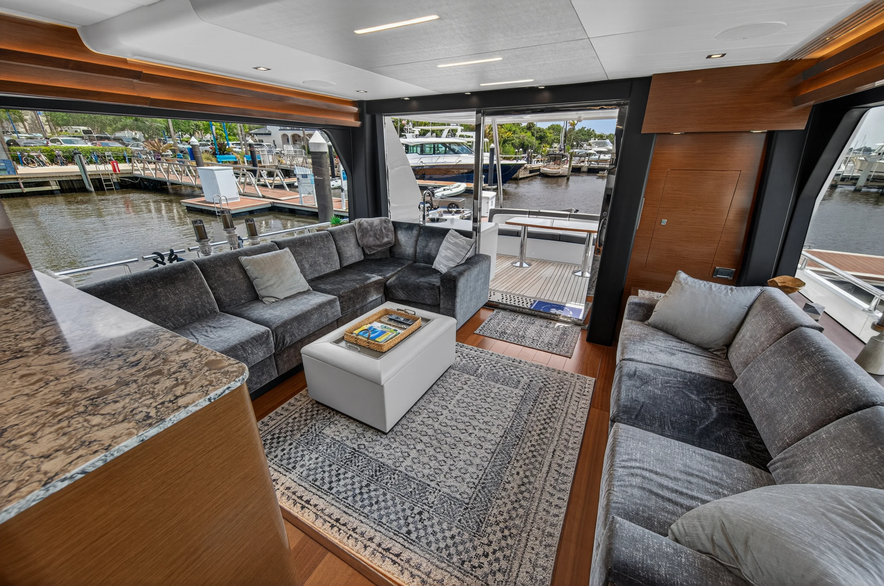 2021 Ocean Alexander 70E Image Thumbnail #19