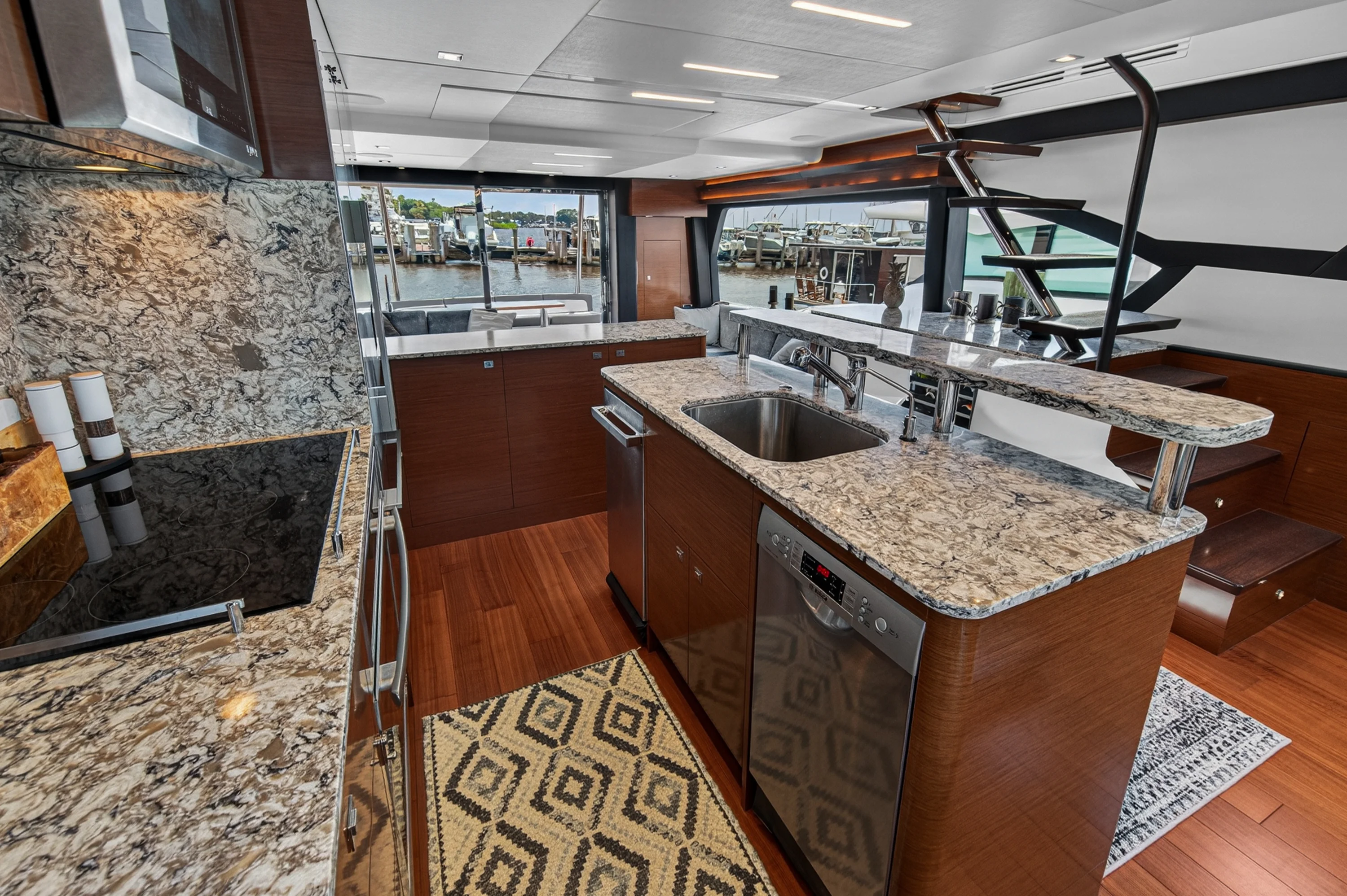 2021 Ocean Alexander 70E Image Thumbnail #28