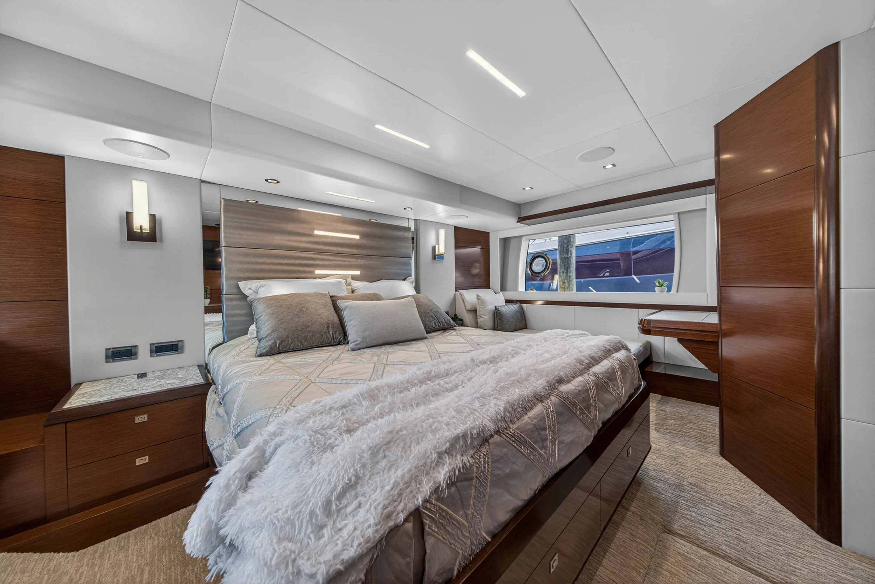 2021 Ocean Alexander 70E Image Thumbnail #58