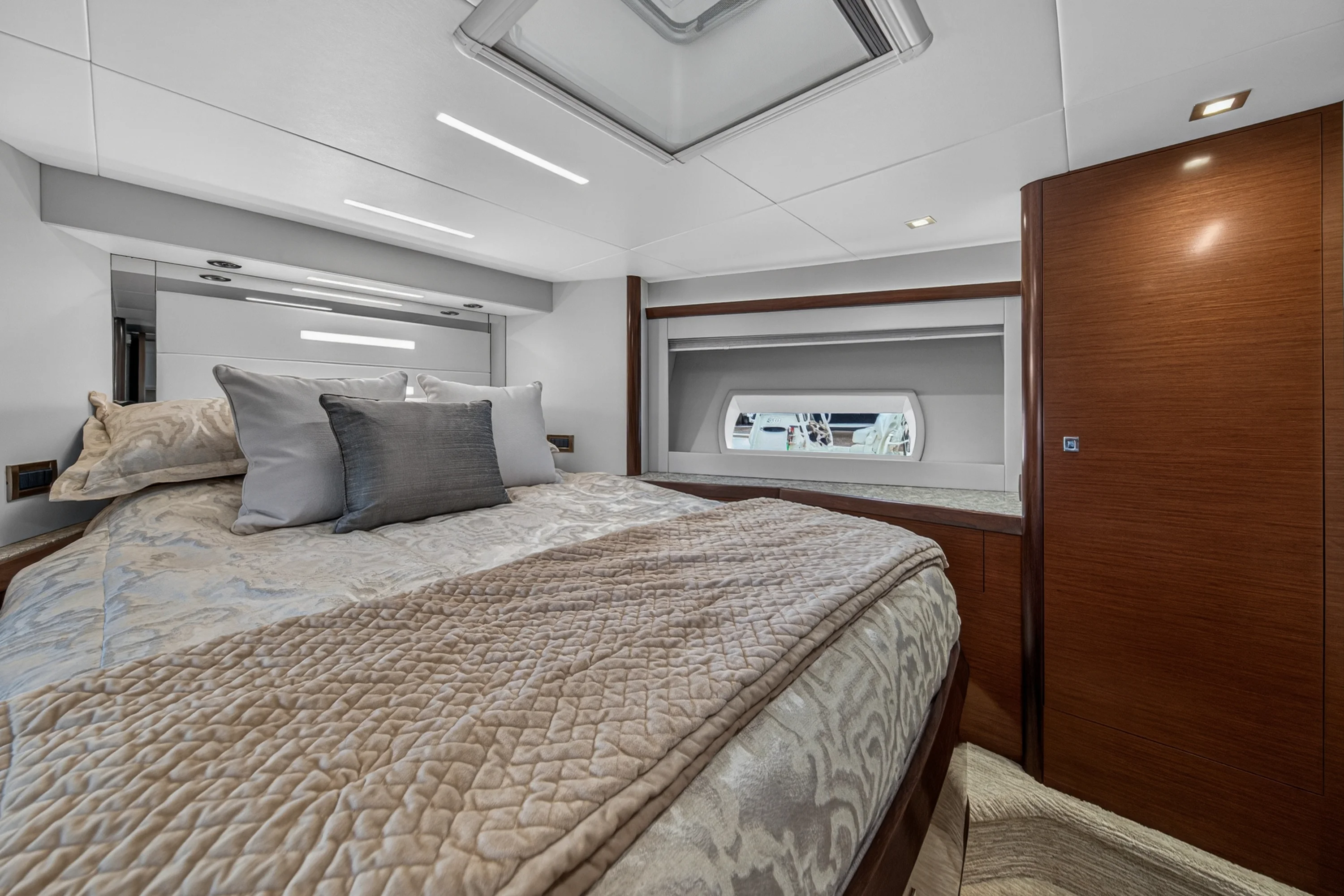 2021 Ocean Alexander 70E Image Thumbnail #72