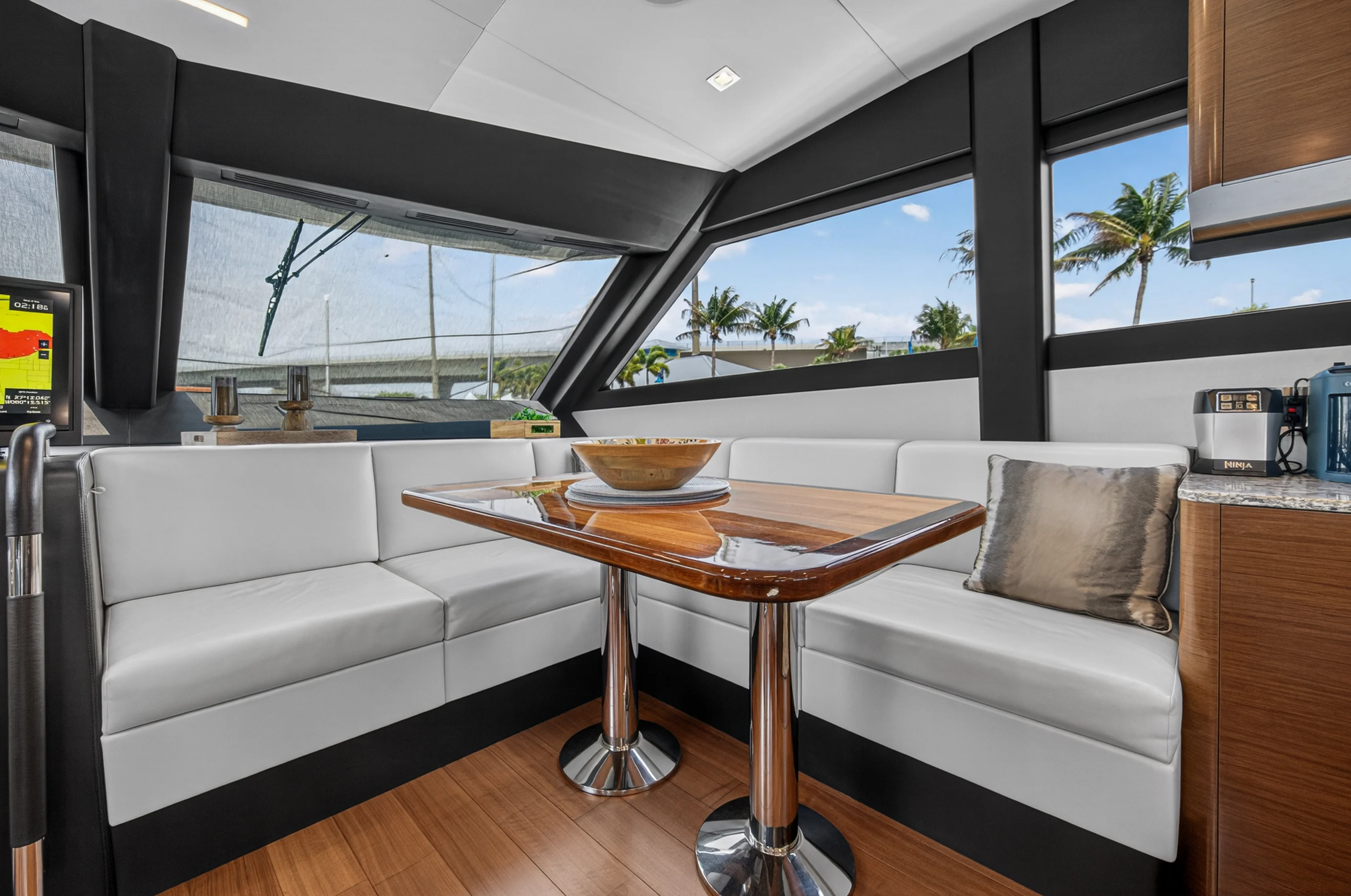 2021 Ocean Alexander 70E Image Thumbnail #39