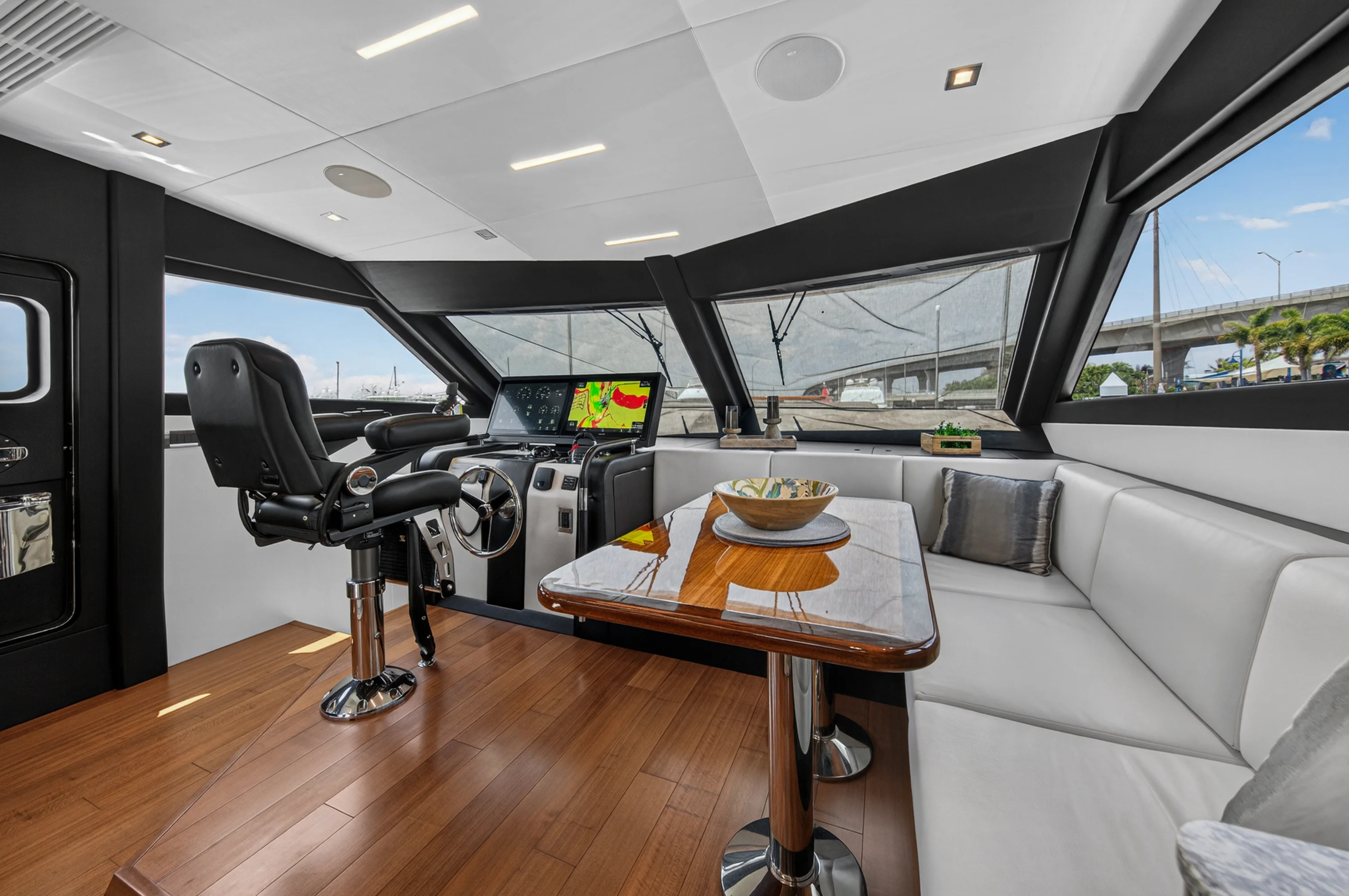 2021 Ocean Alexander 70E Image Thumbnail #47