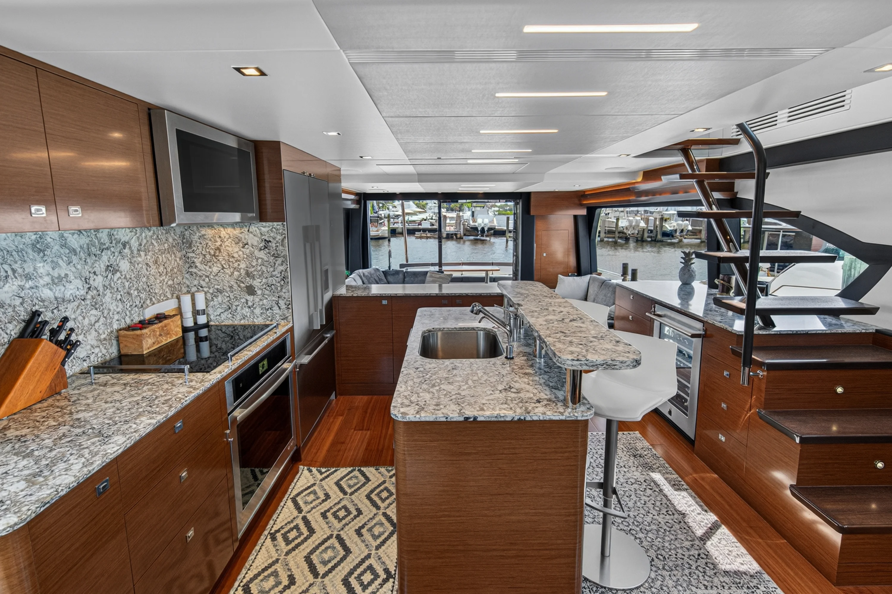 2021 Ocean Alexander 70E Image Thumbnail #27