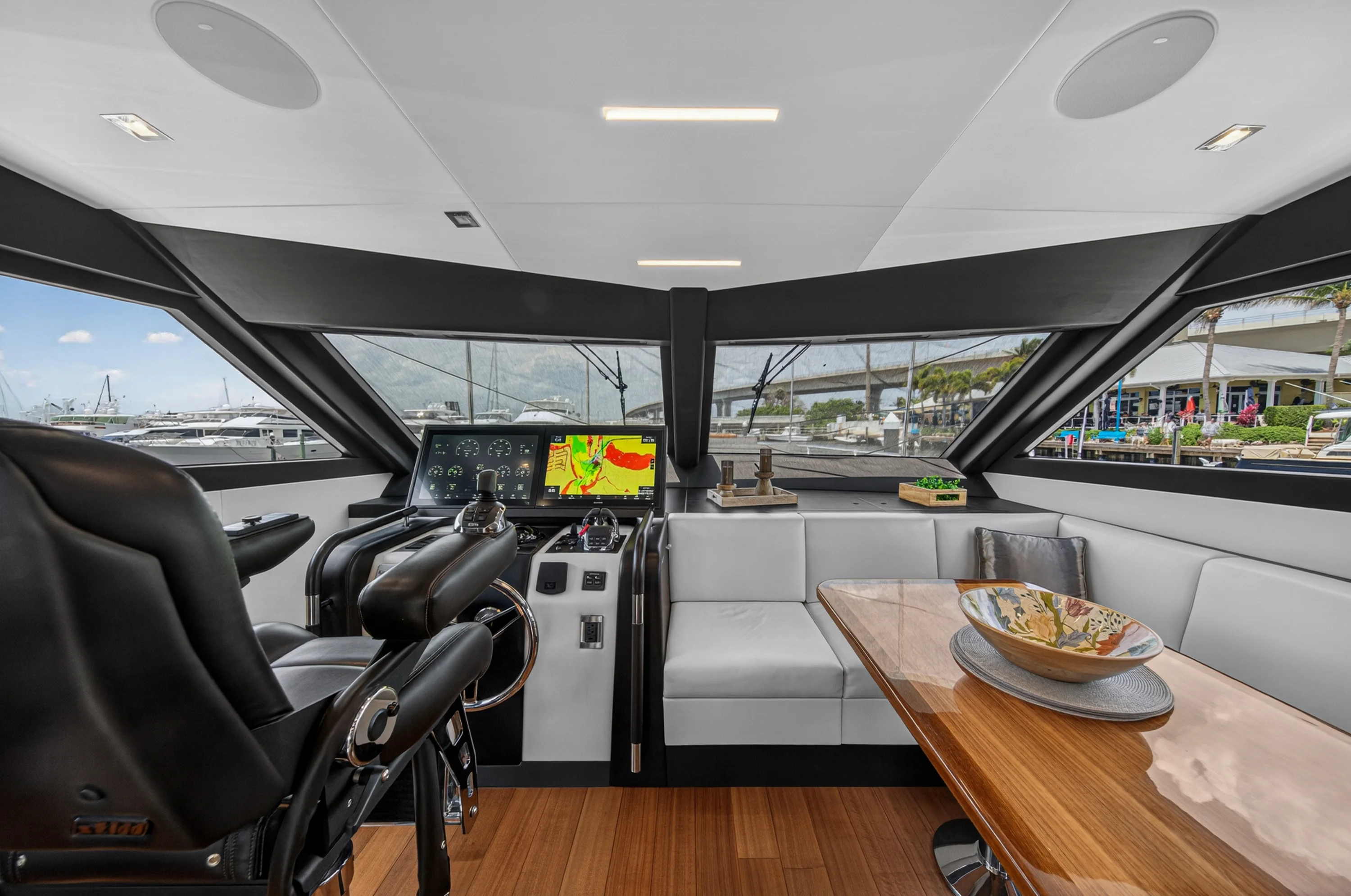 2021 Ocean Alexander 70E Image Thumbnail #38
