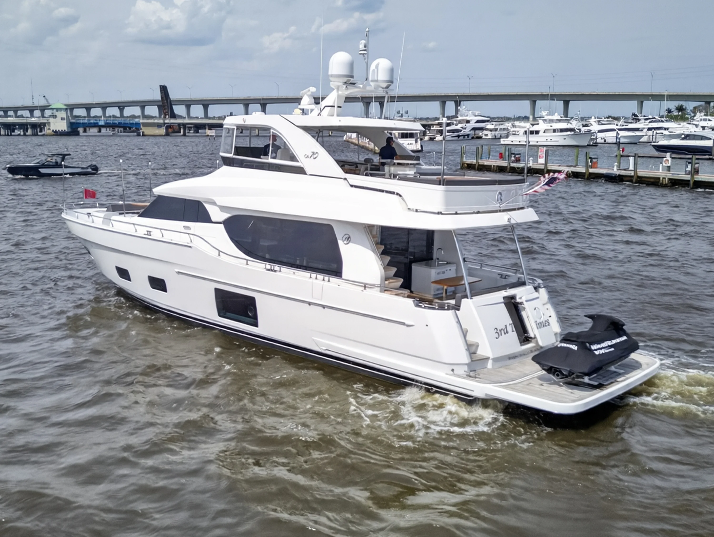 2021 Ocean Alexander 70E Image Thumbnail #5