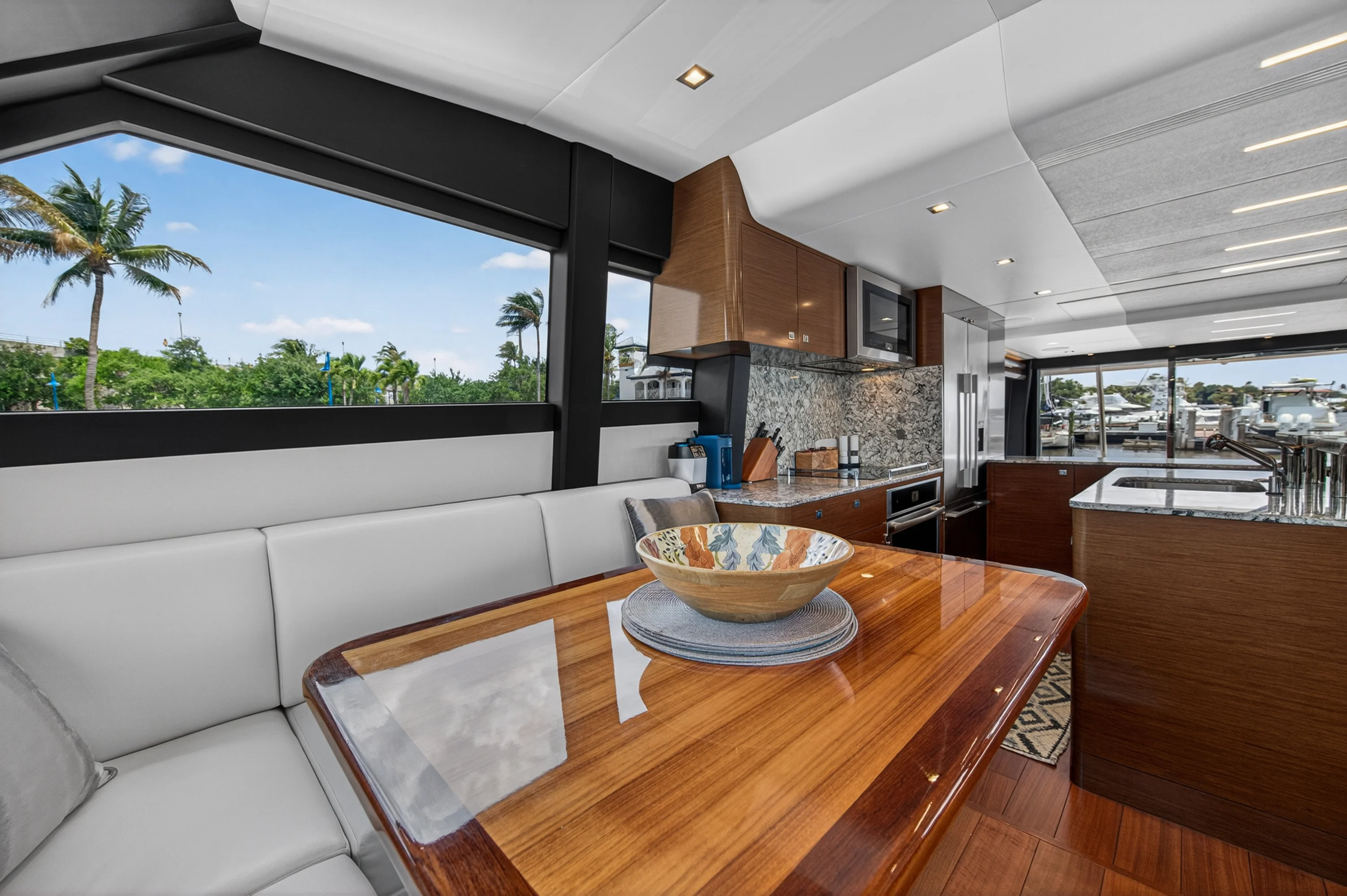 2021 Ocean Alexander 70E Image Thumbnail #41