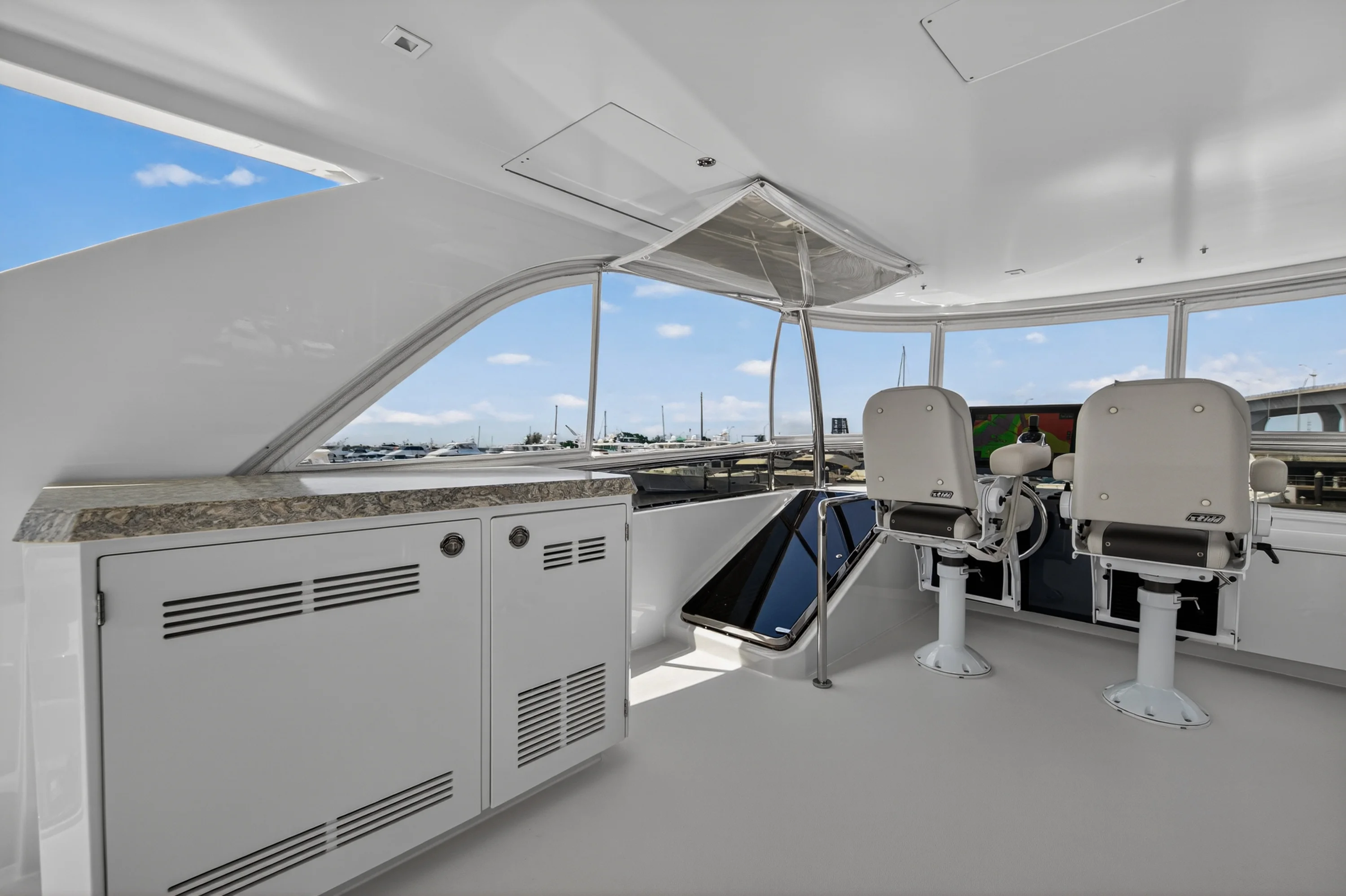 2021 Ocean Alexander 70E Image Thumbnail #97