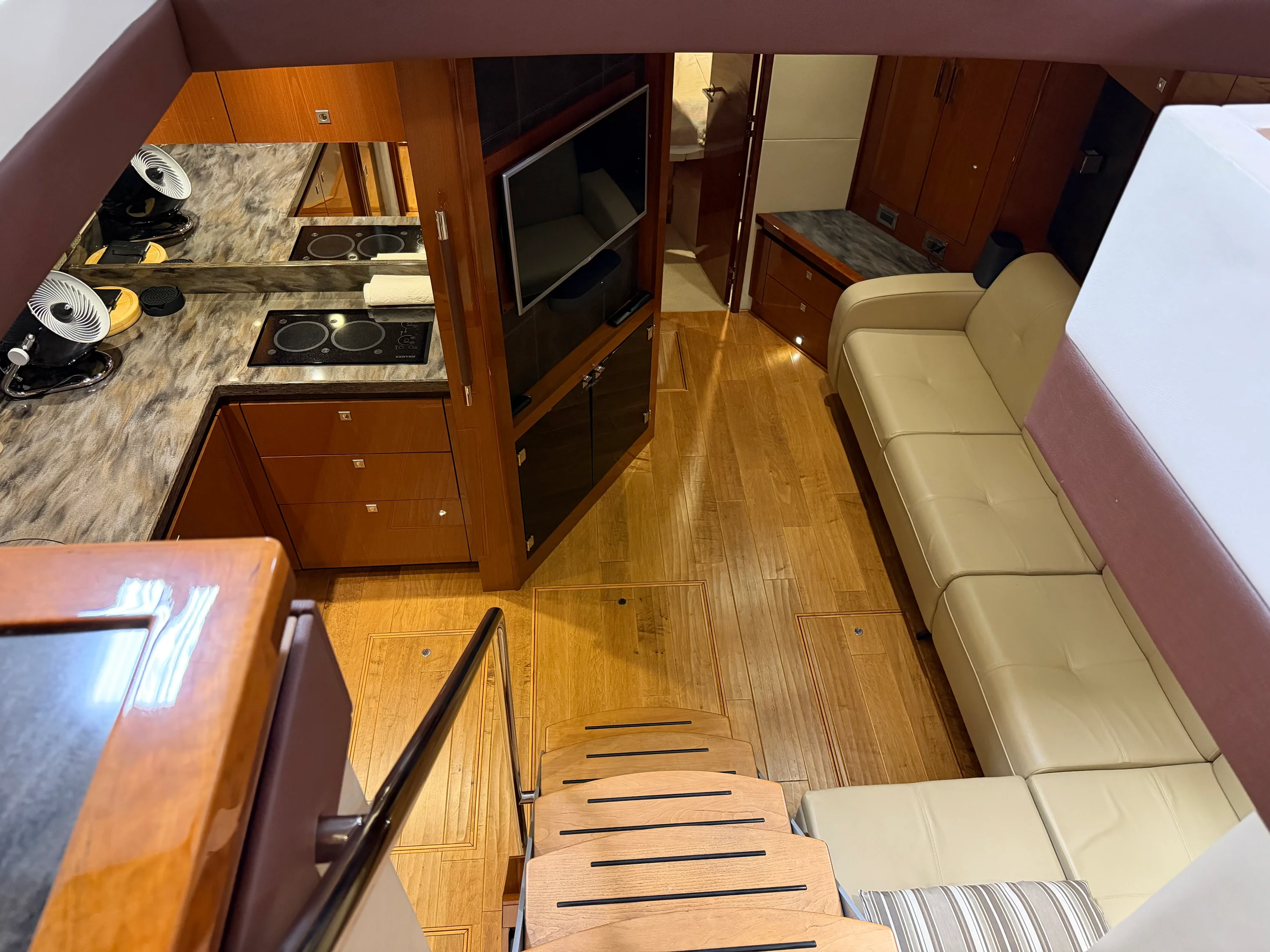2015 Sea Ray 510 SUNDANCER Image Thumbnail #19