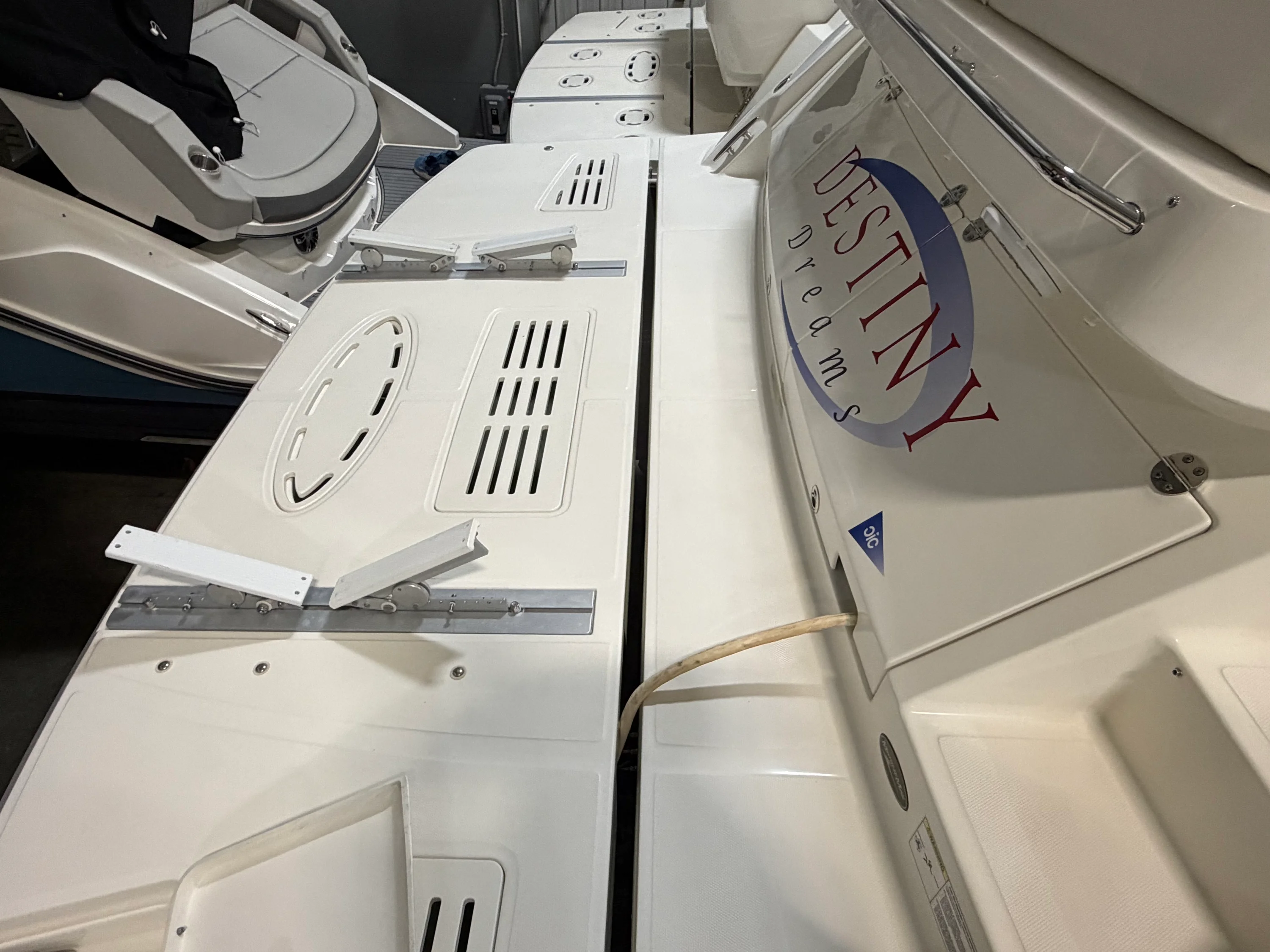 2015 Sea Ray 510 SUNDANCER Image Thumbnail #9