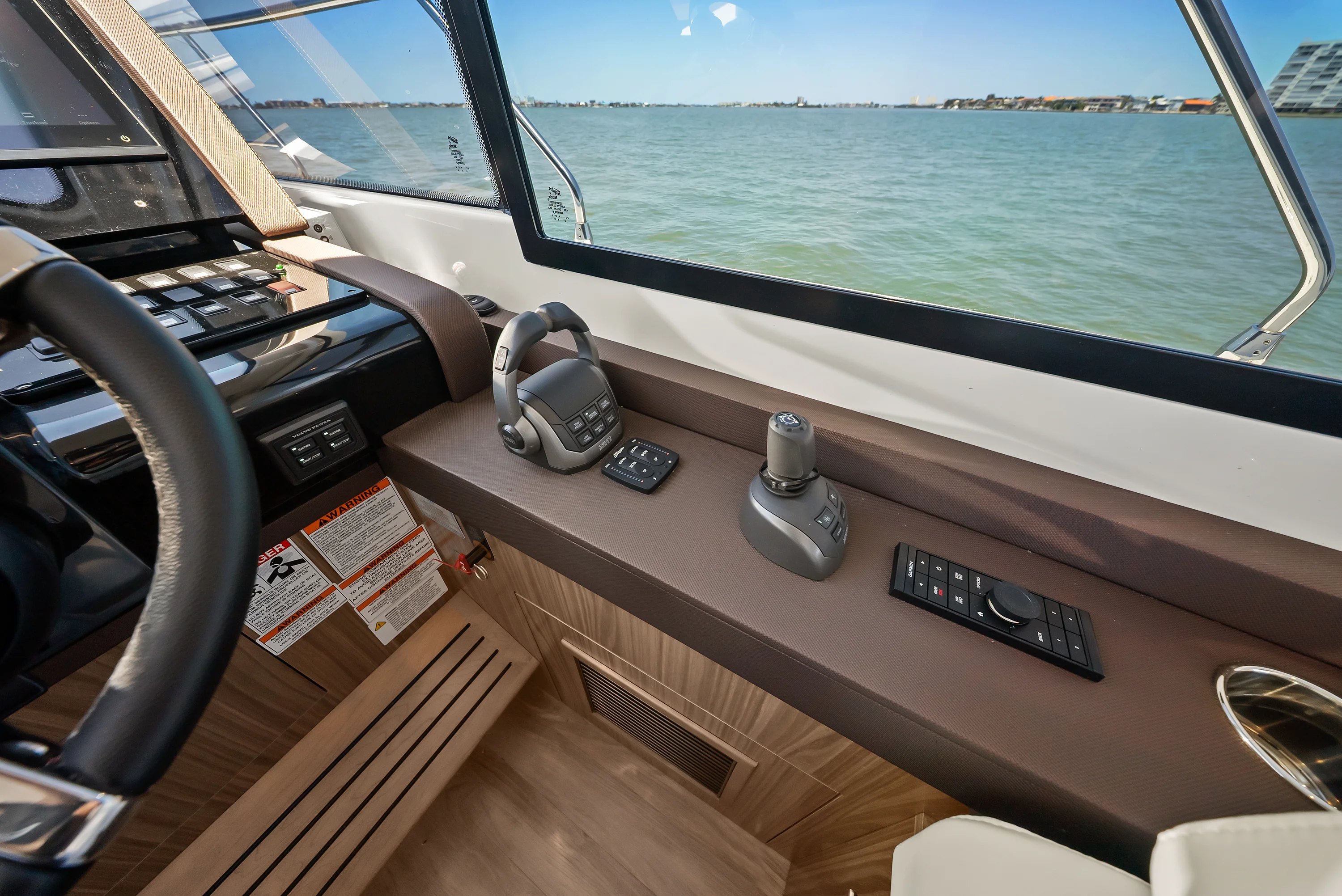 2025 Cruisers Yachts 50 Cantius Image Thumbnail #58