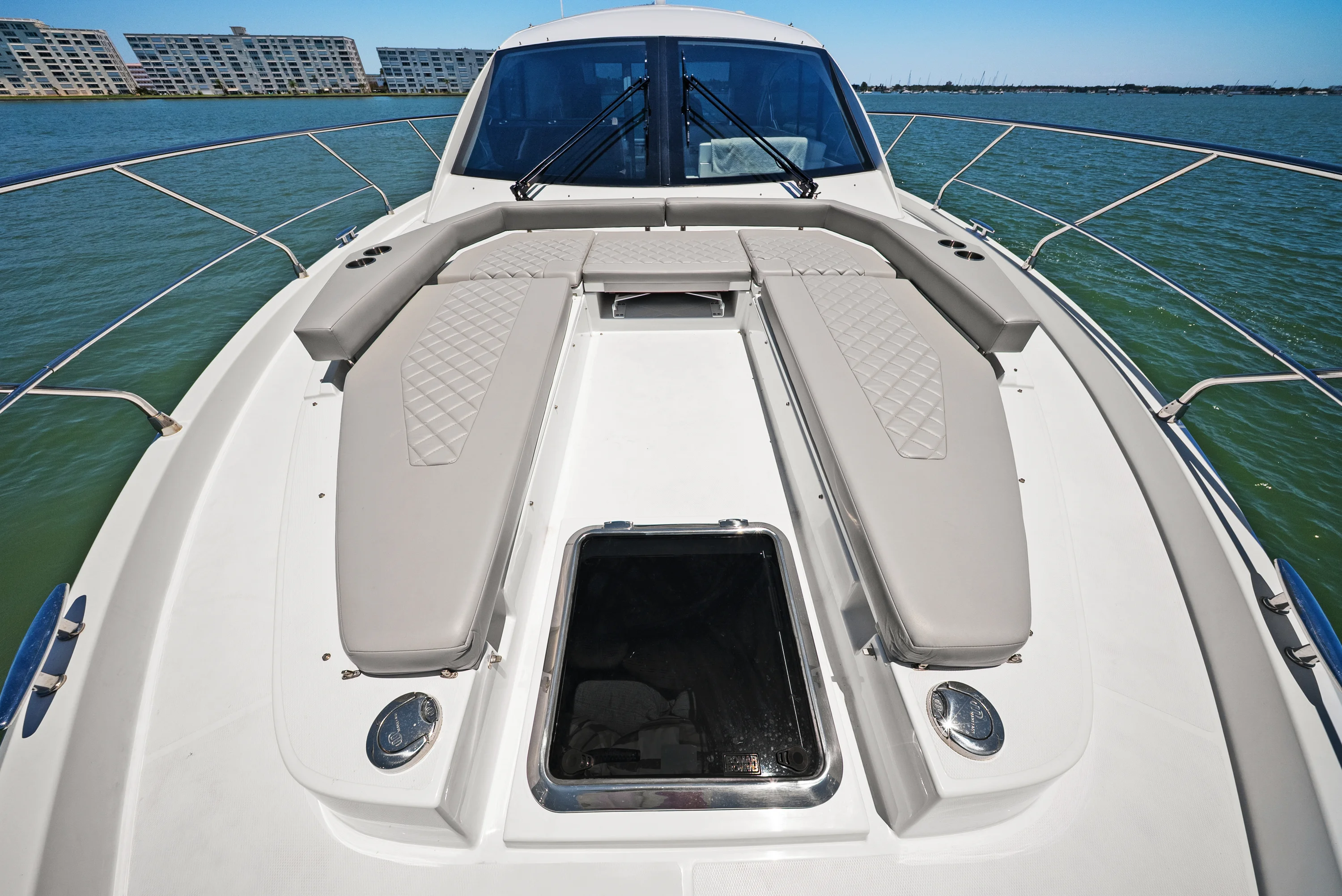 2025 Cruisers Yachts 50 Cantius Image Thumbnail #55