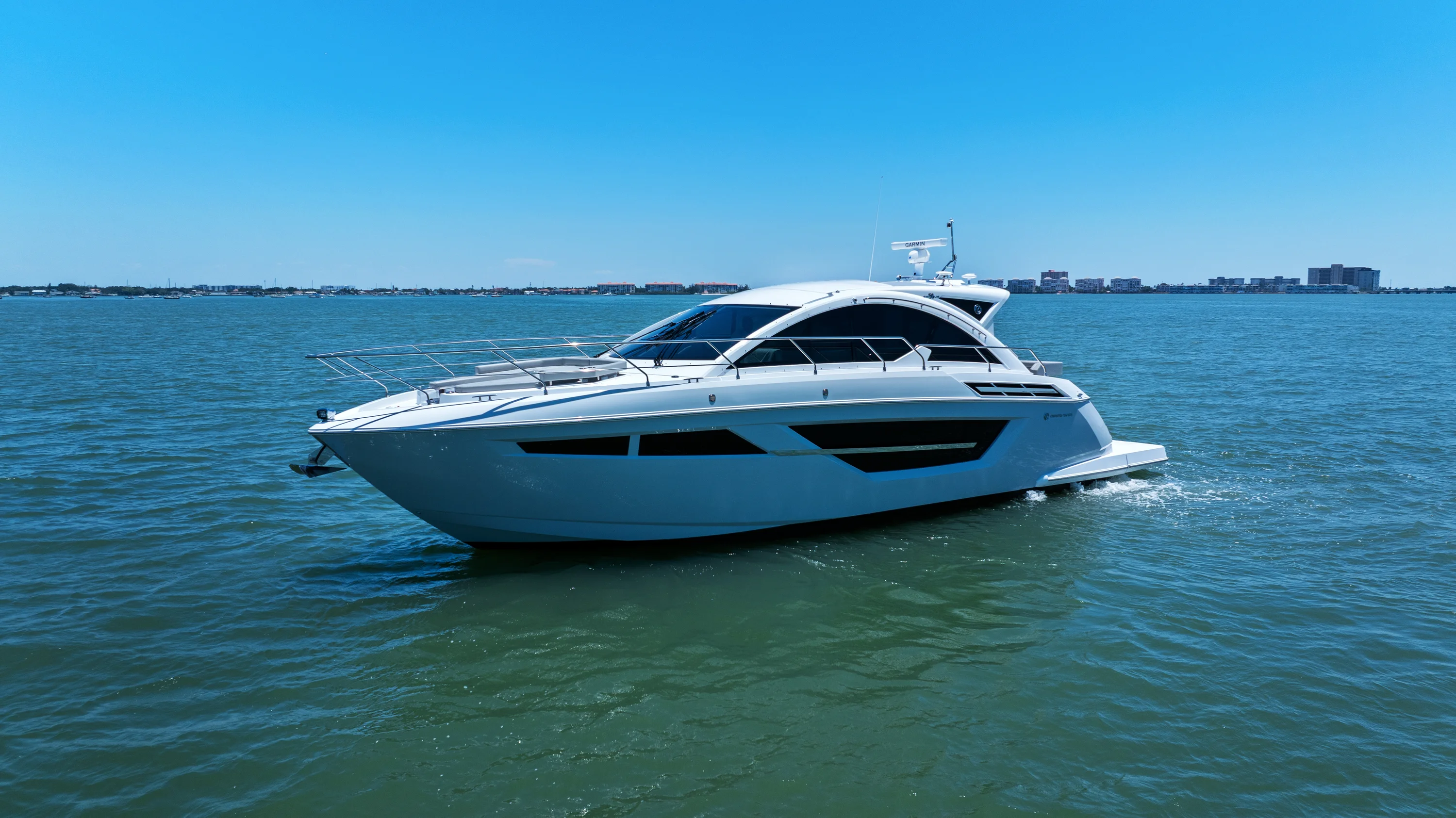 2025 Cruisers Yachts 50 Cantius Image Thumbnail #4