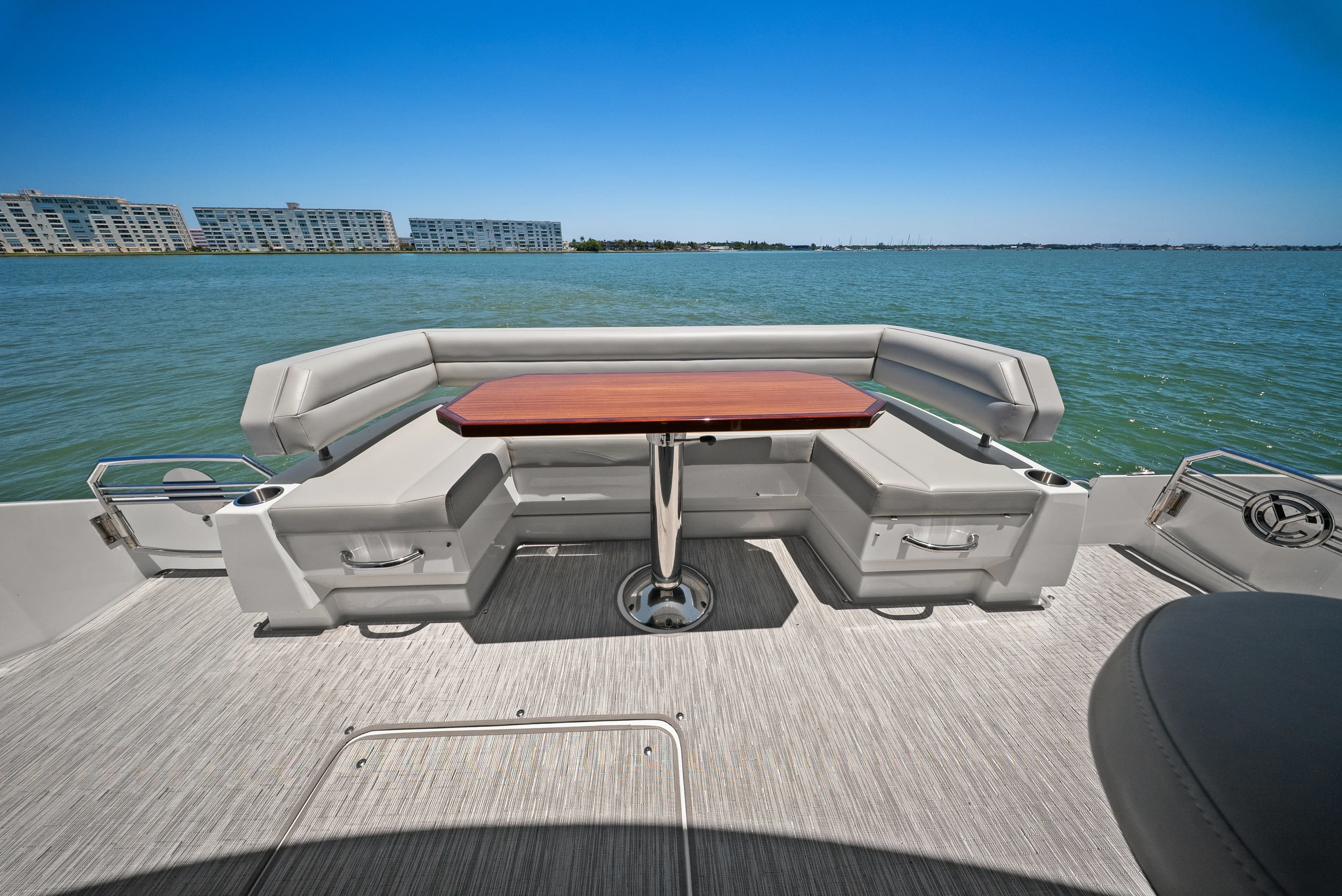 2025 Cruisers Yachts 50 Cantius Image Thumbnail #21