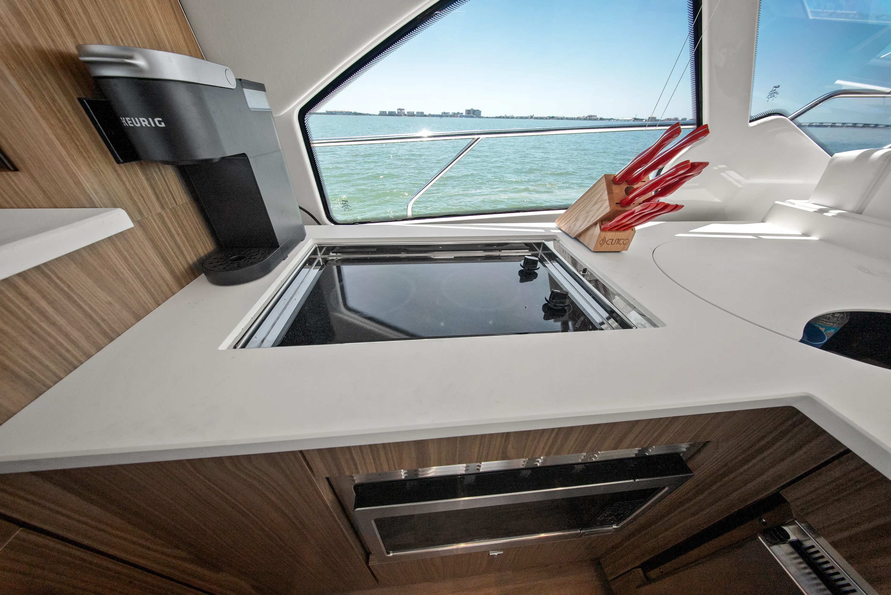 2025 Cruisers Yachts 50 Cantius Image Thumbnail #39