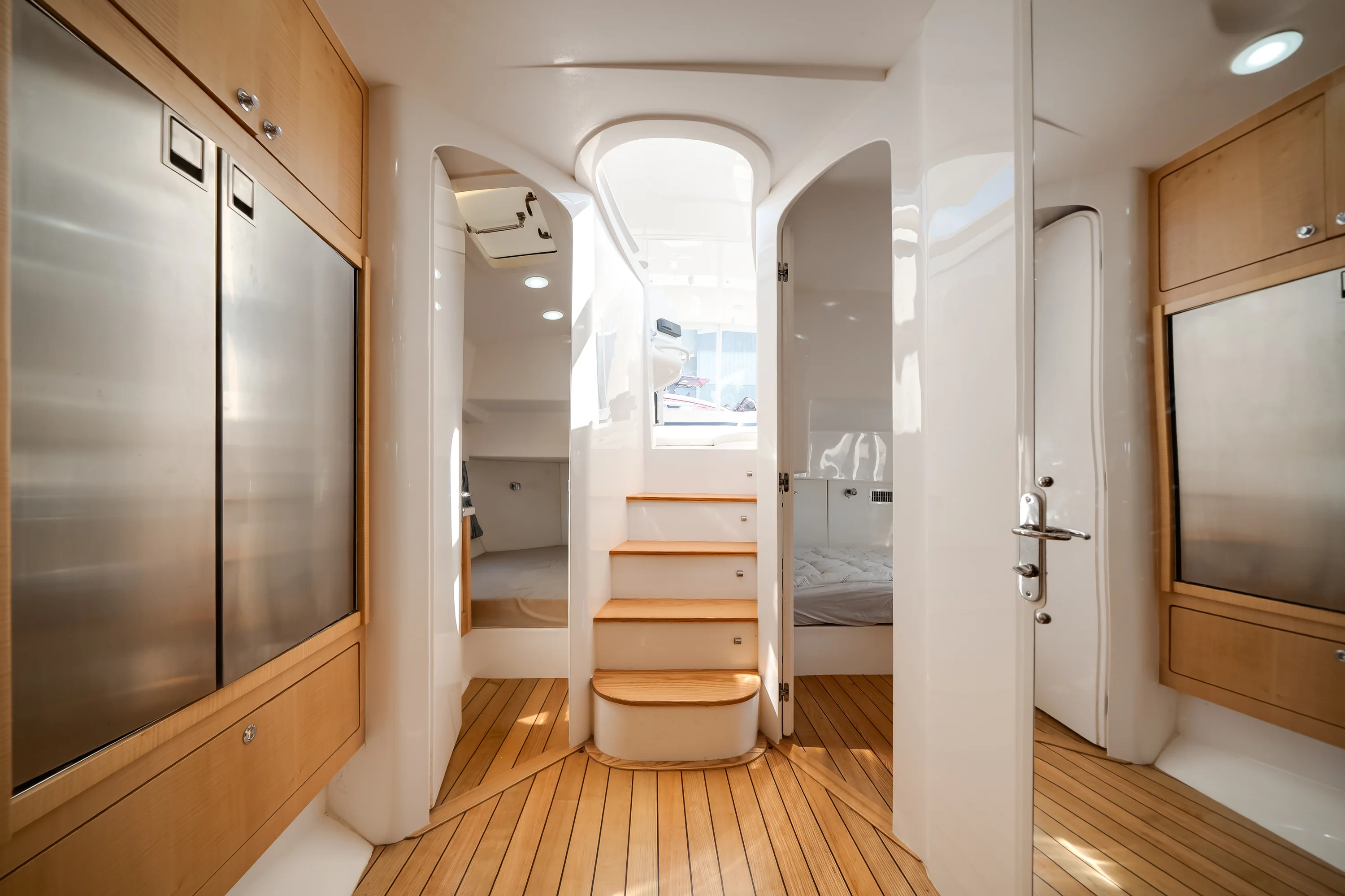 2018 Intrepid 475 SPORT YACHT Image Thumbnail #32