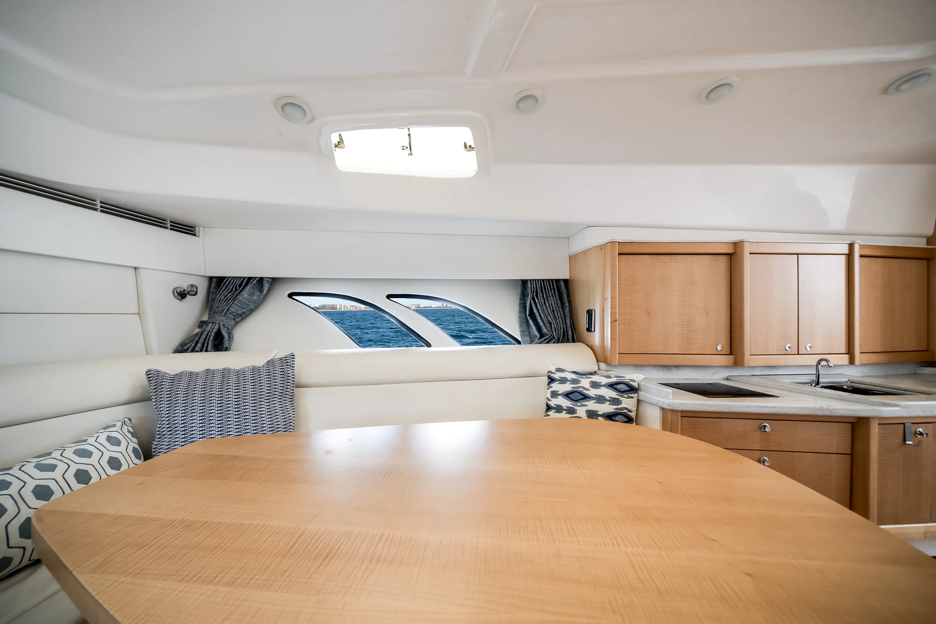 2018 Intrepid 475 SPORT YACHT Image Thumbnail #39