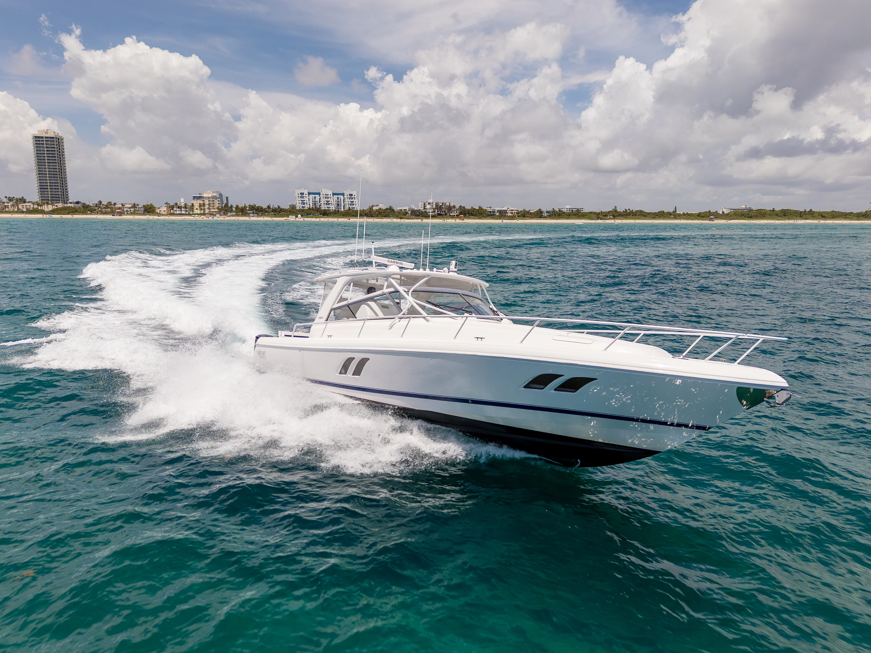 2018 Intrepid 475 SPORT YACHT Image Thumbnail #1