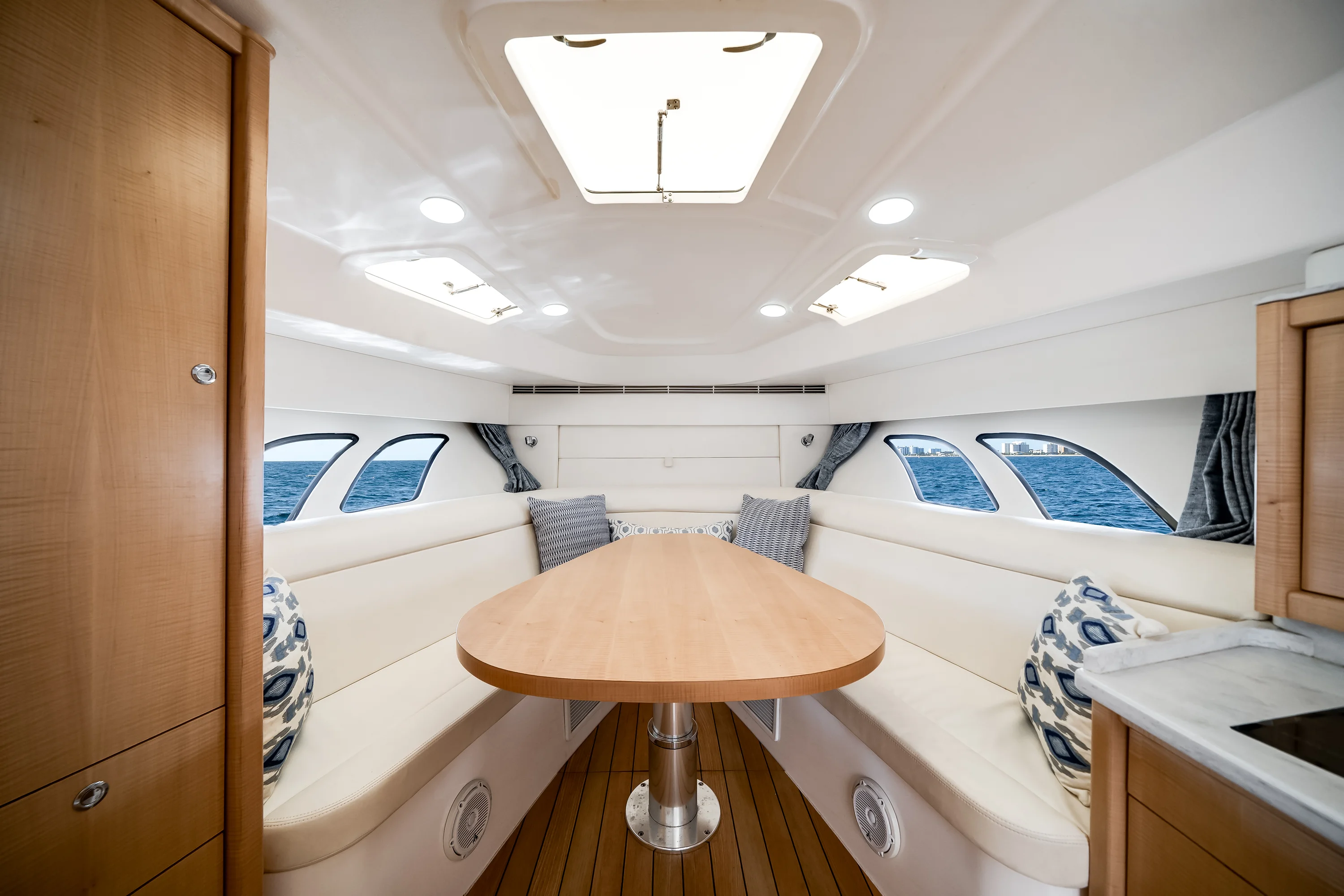 2018 Intrepid 475 SPORT YACHT Image Thumbnail #37