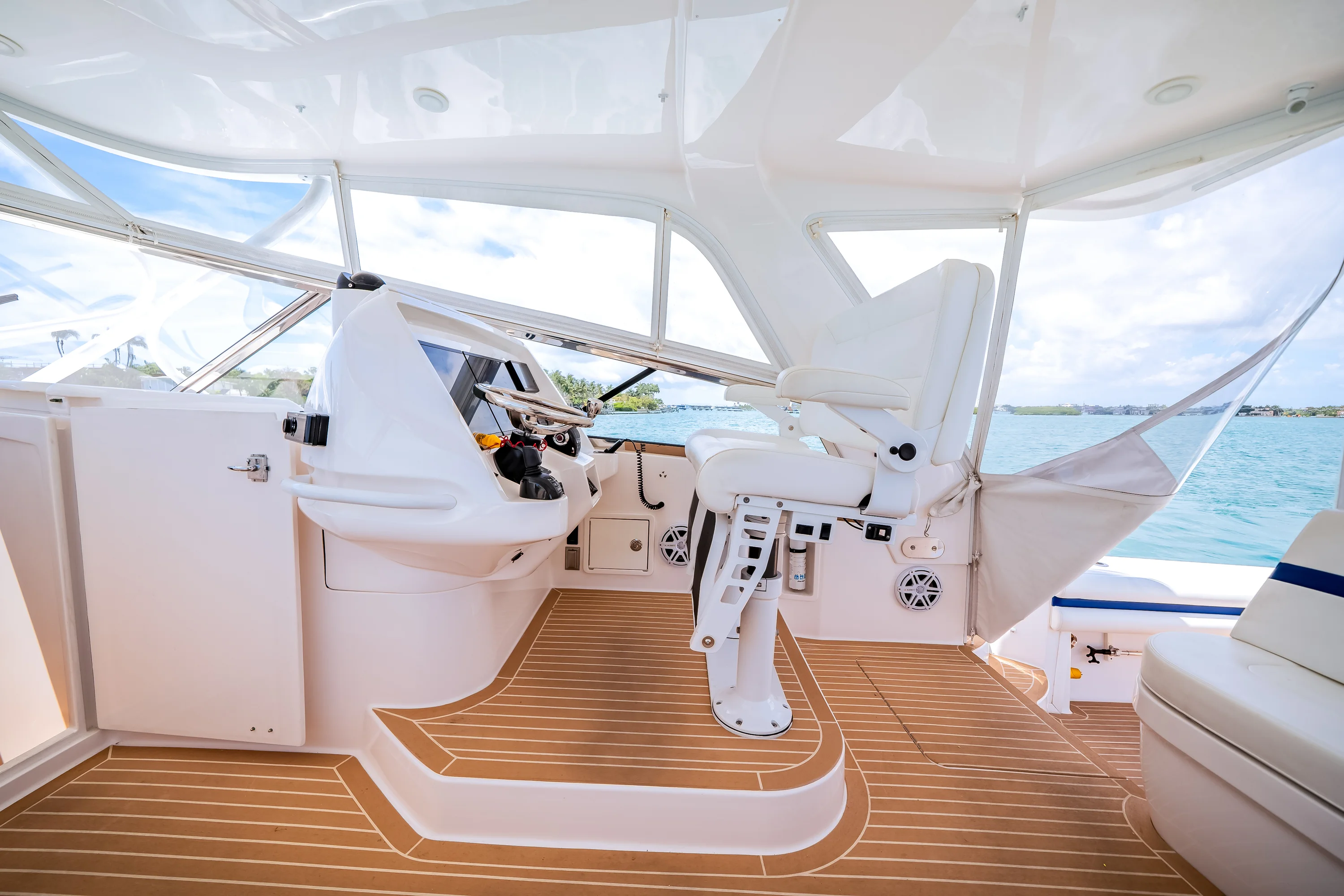 2018 Intrepid 475 SPORT YACHT Image Thumbnail #25