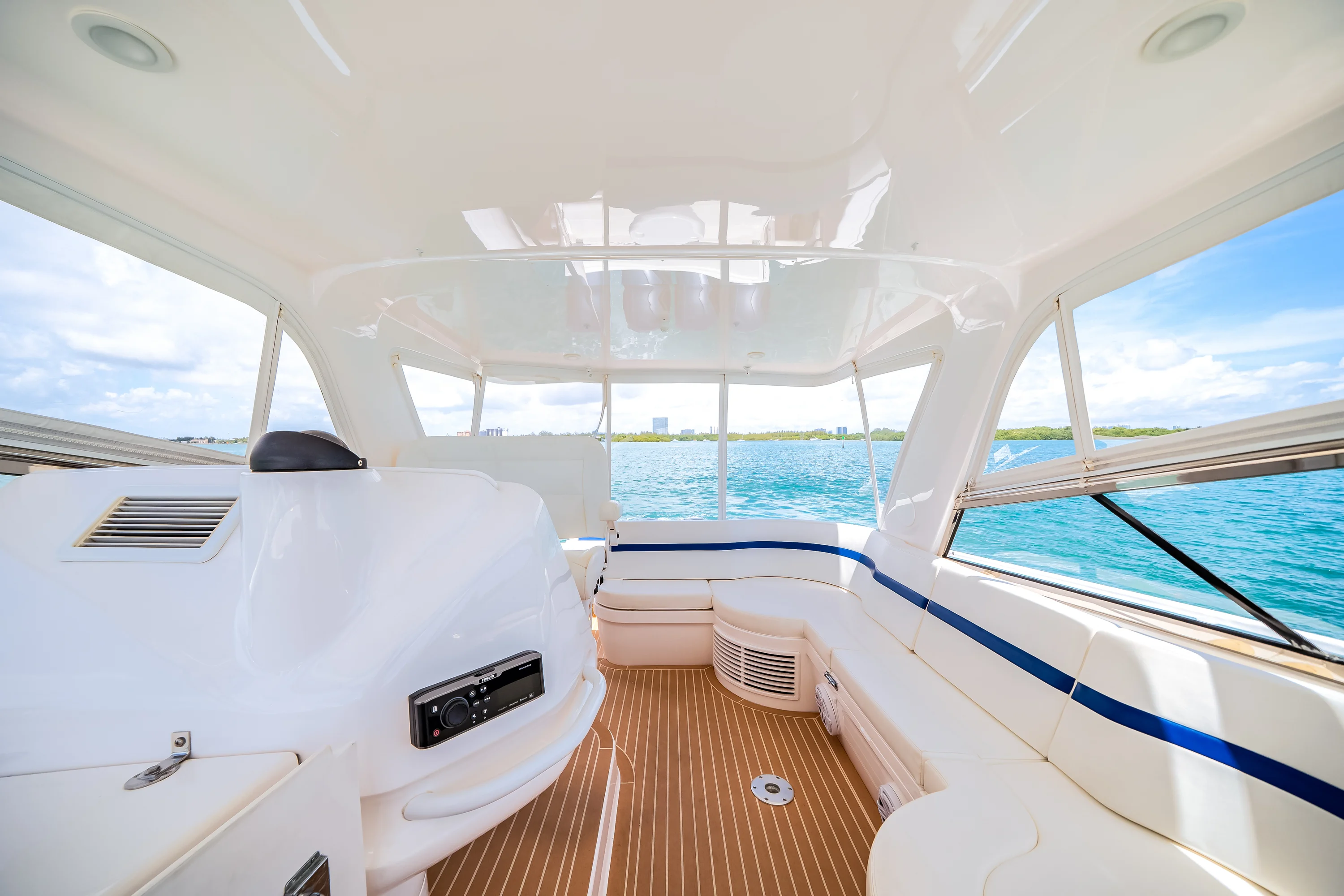 2018 Intrepid 475 SPORT YACHT Image Thumbnail #24
