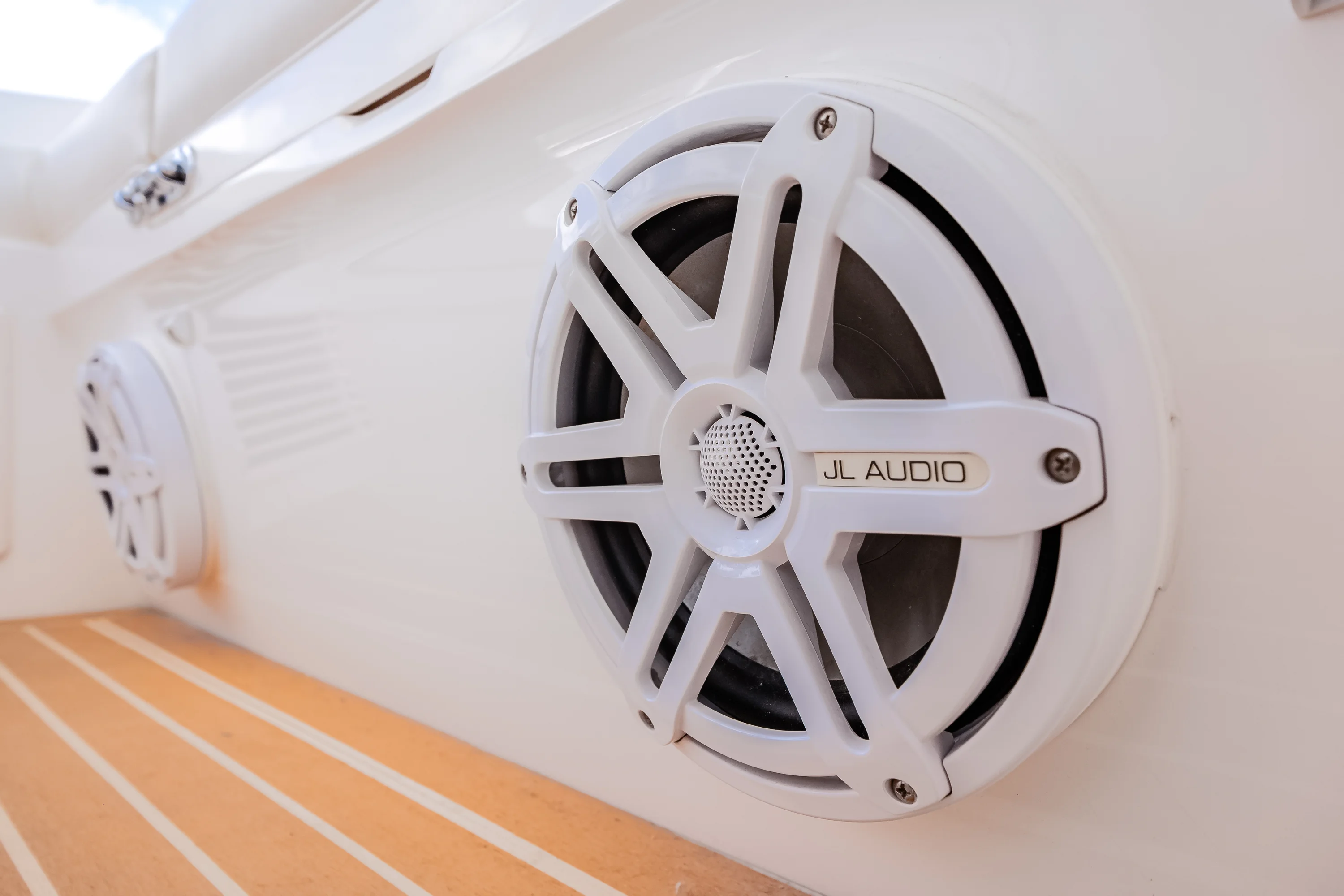 2018 Intrepid 475 SPORT YACHT Image Thumbnail #21