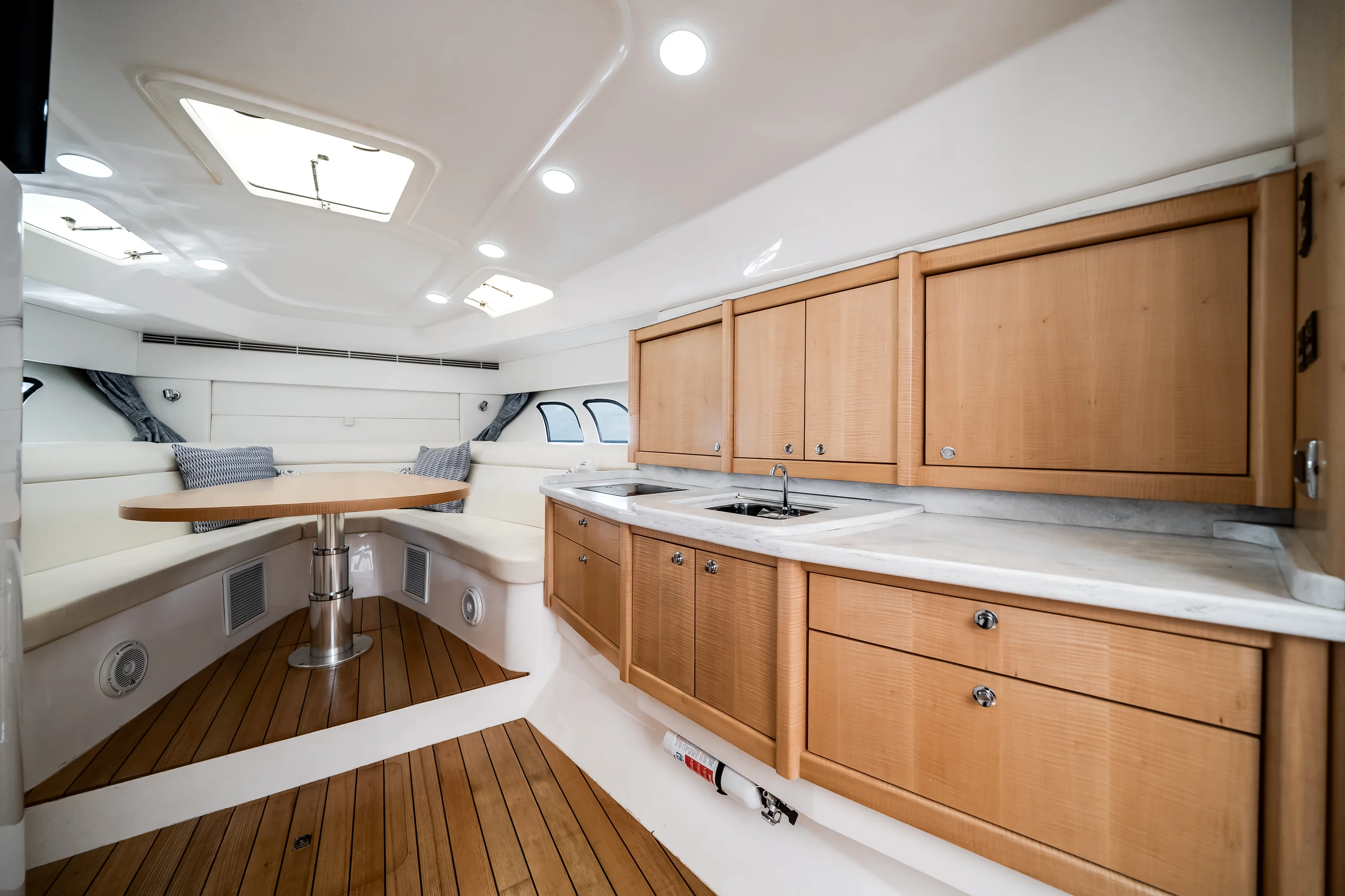 2018 Intrepid 475 SPORT YACHT Image Thumbnail #35