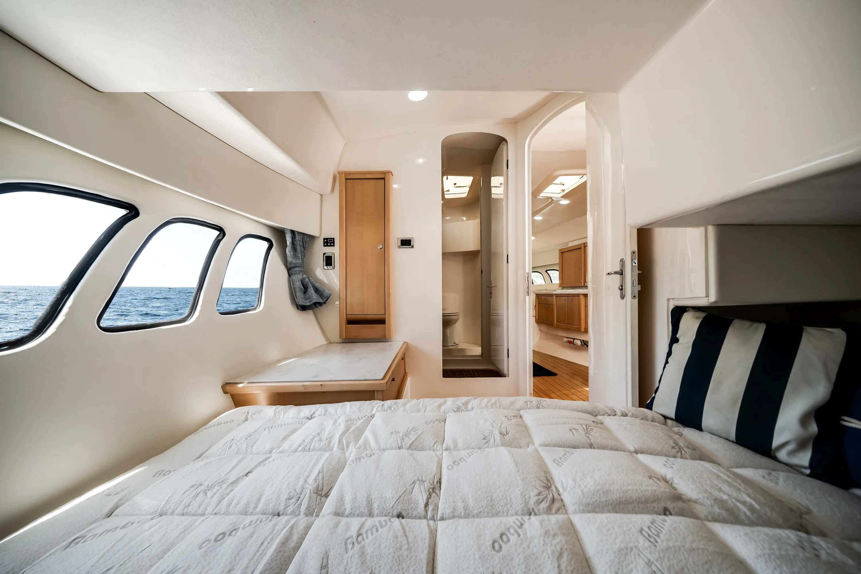 2018 Intrepid 475 SPORT YACHT Image Thumbnail #43