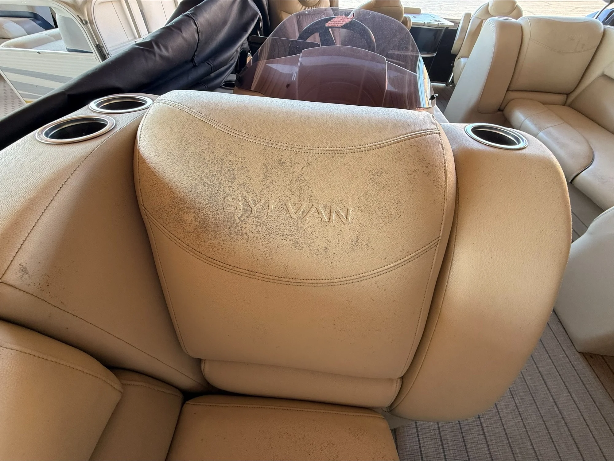 2018 Sylvan 8522 Image Thumbnail #5
