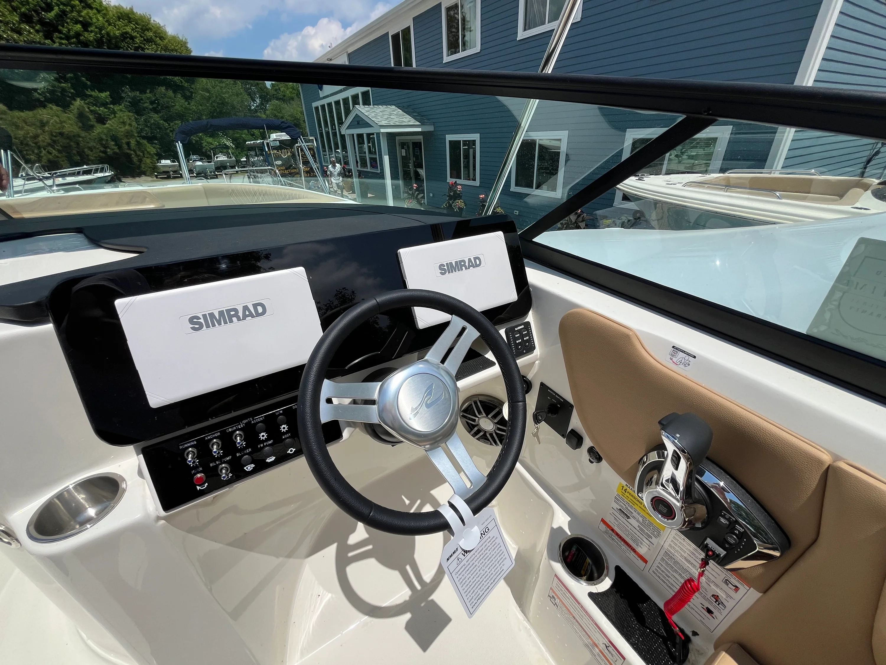 2026 Sea Ray SDX 250 Outboard Image Thumbnail #13