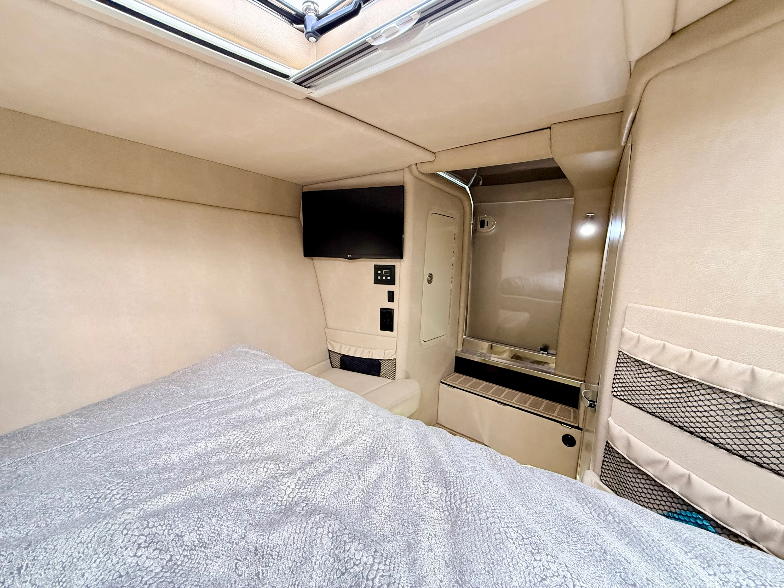 2020 Nor-Tech 550 SPORT CENTER CONSOLE Image Thumbnail #63
