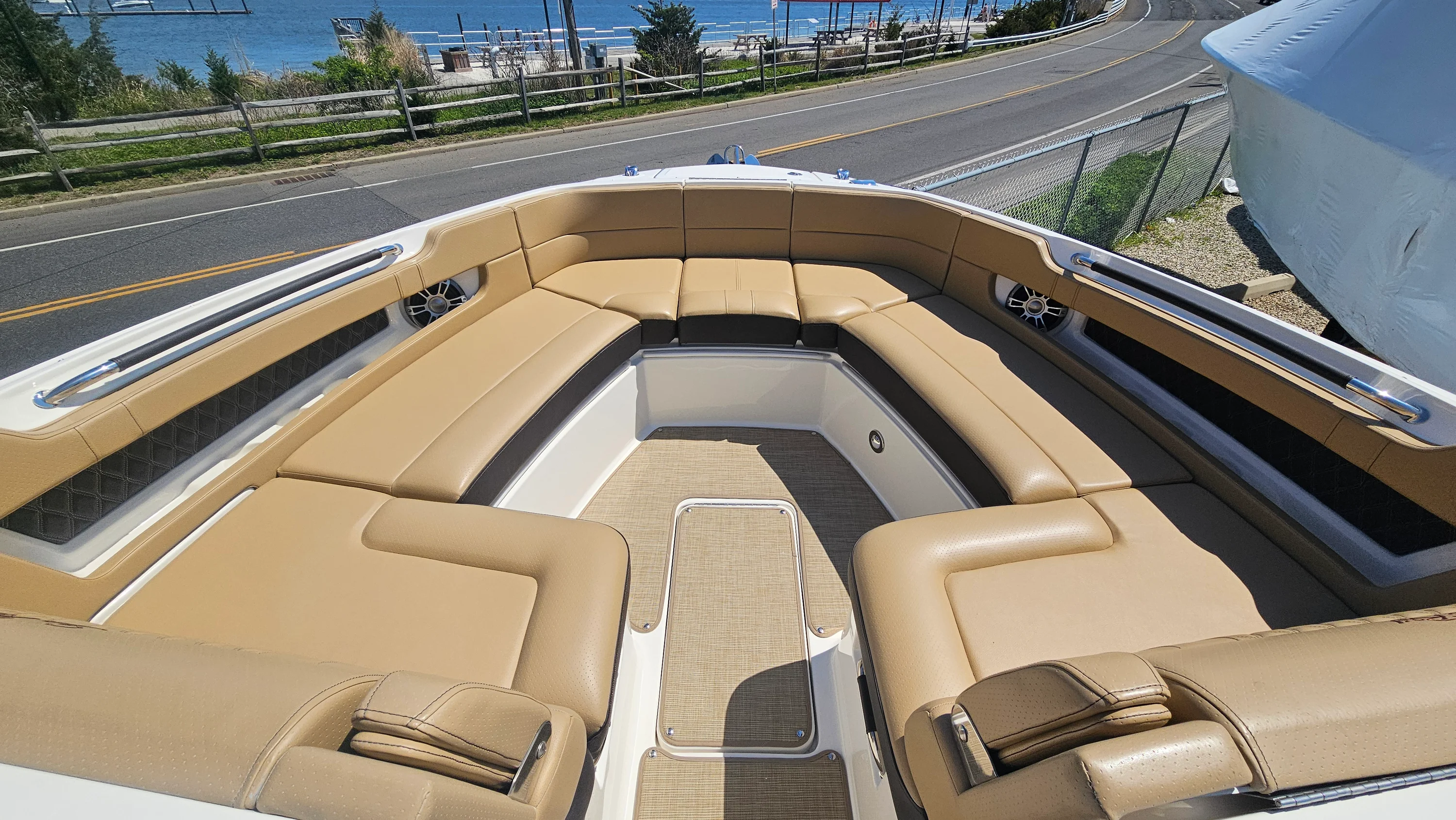2023 Sea Ray 310 SLX OB Image Thumbnail #35