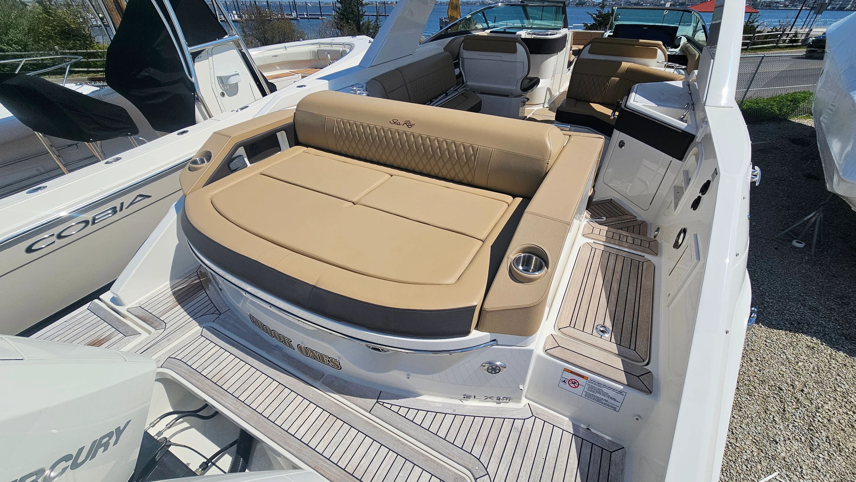 2023 Sea Ray 310 SLX OB Image Thumbnail #13