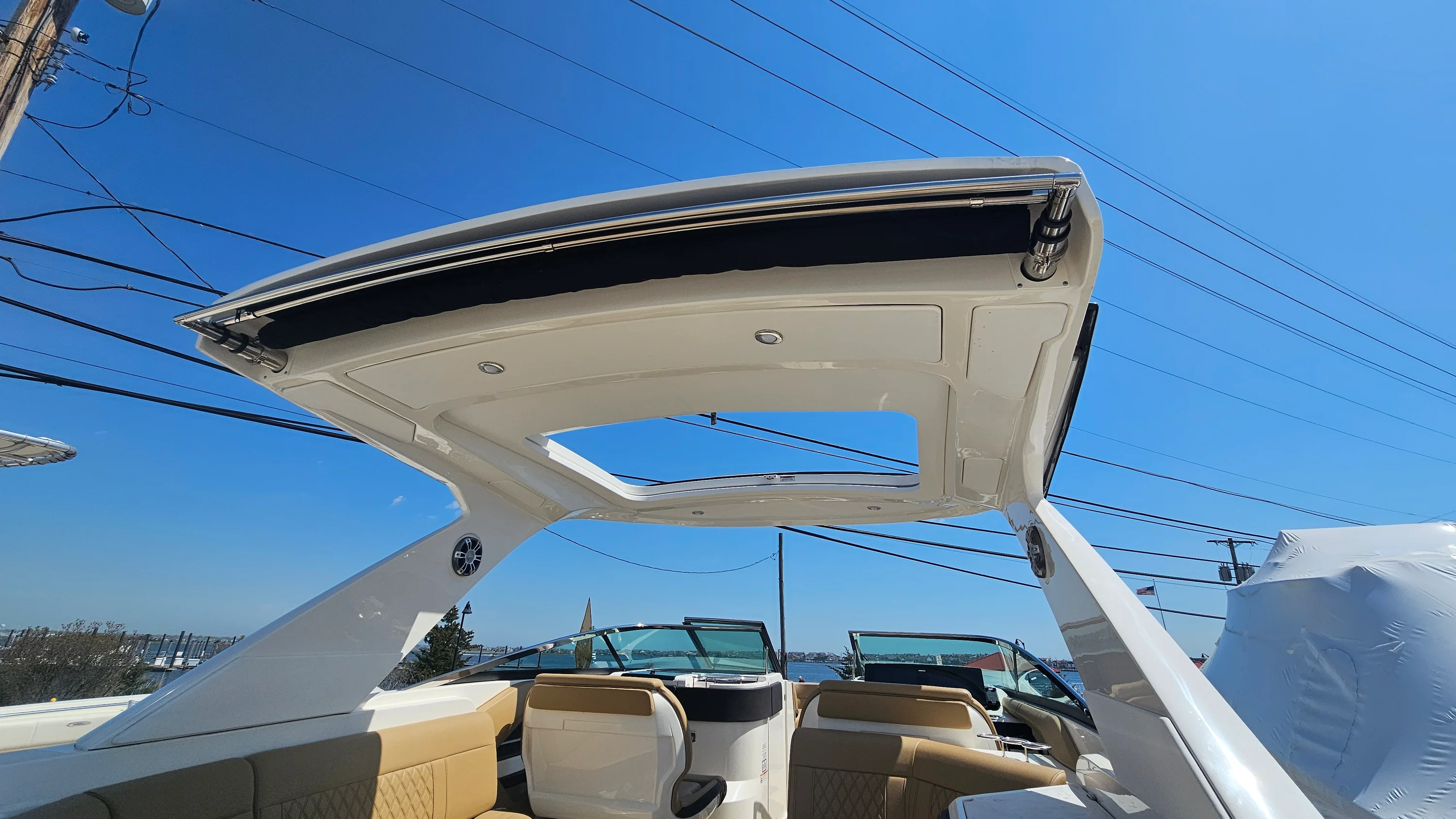 2023 Sea Ray 310 SLX OB Image Thumbnail #17