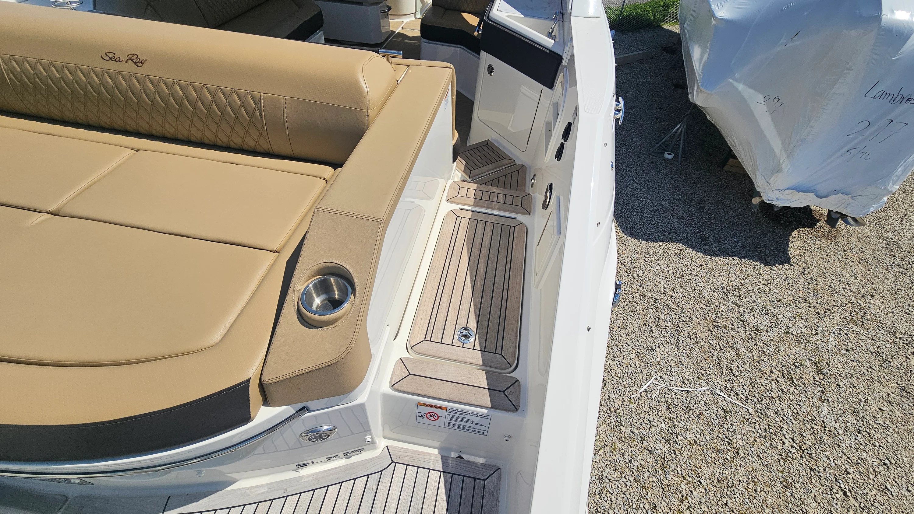 2023 Sea Ray 310 SLX OB Image Thumbnail #15