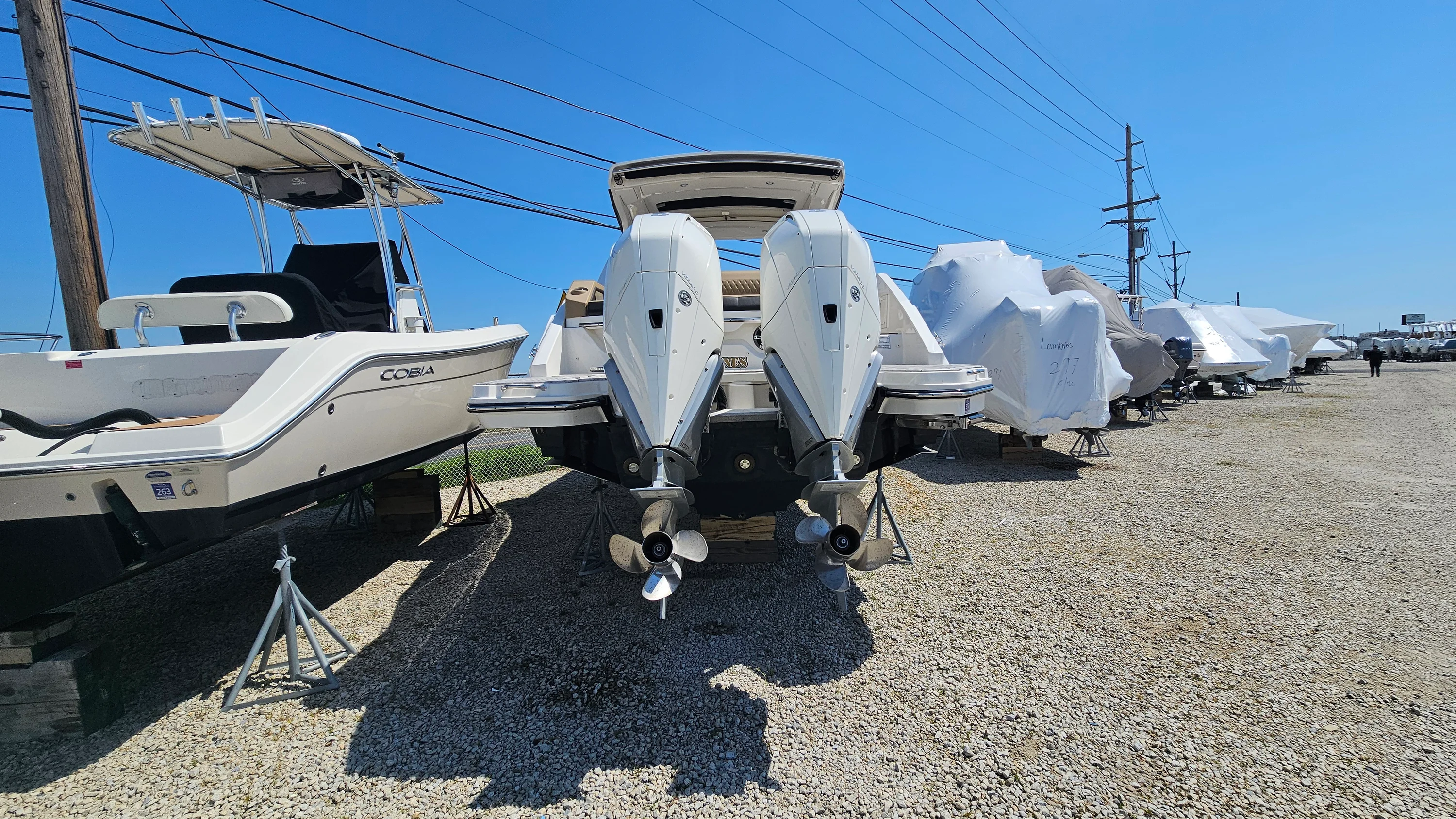 2023 Sea Ray 310 SLX OB Image Thumbnail #2