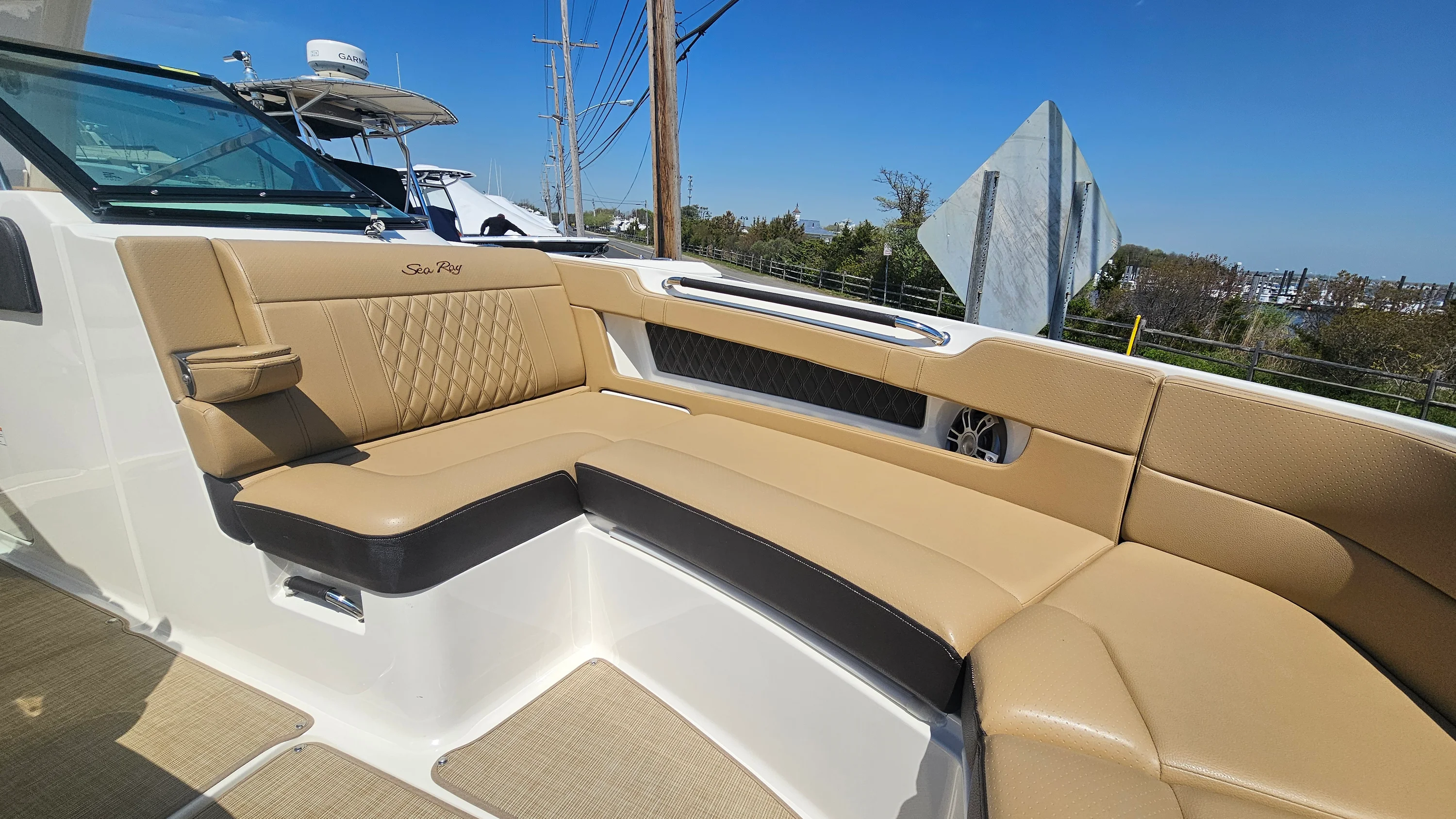 2023 Sea Ray 310 SLX OB Image Thumbnail #36