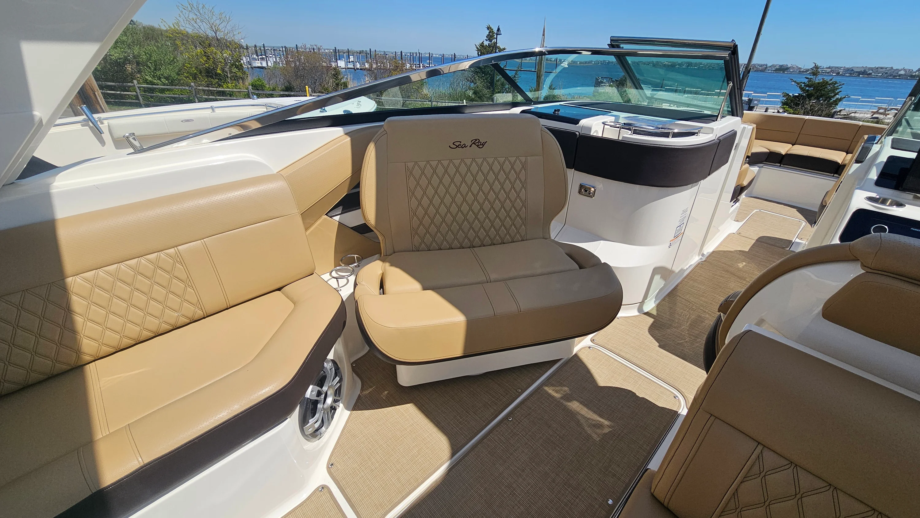 2023 Sea Ray 310 SLX OB Image Thumbnail #27