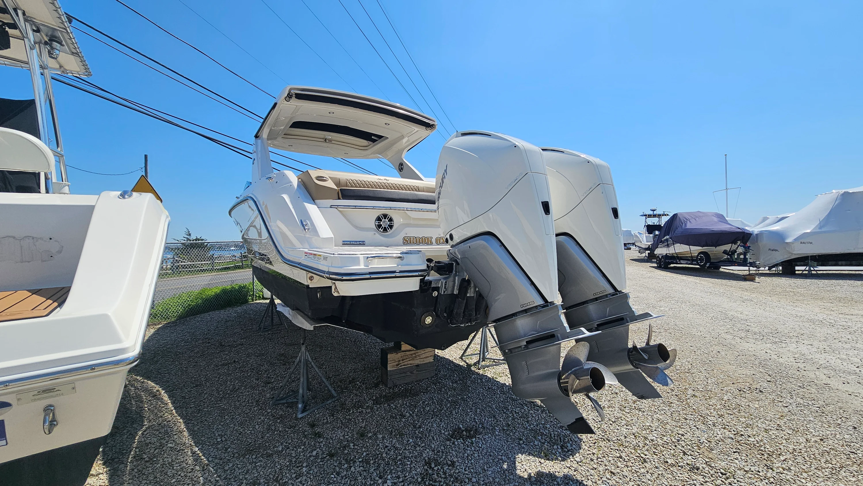 2023 Sea Ray 310 SLX OB Image Thumbnail #3