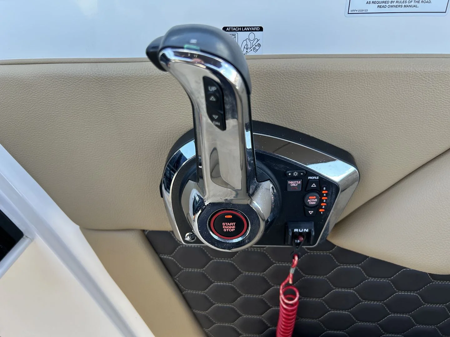 2024 Sea Ray 270 SDX OB Image Thumbnail #27