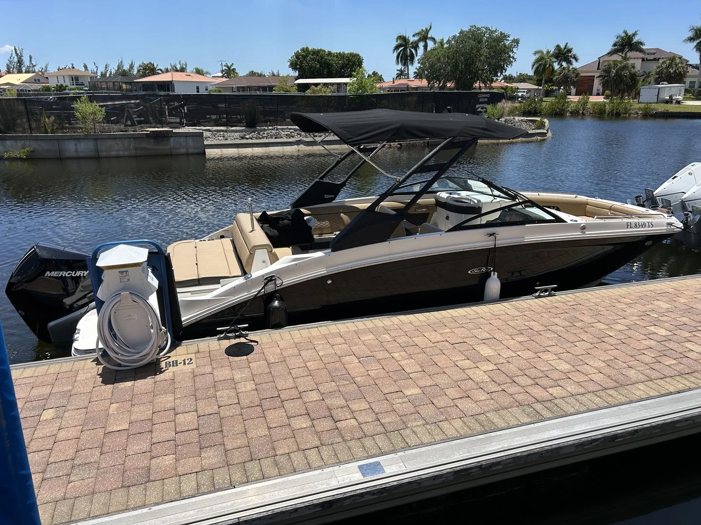 2024 Sea Ray 270 SDX OB Image Thumbnail #12
