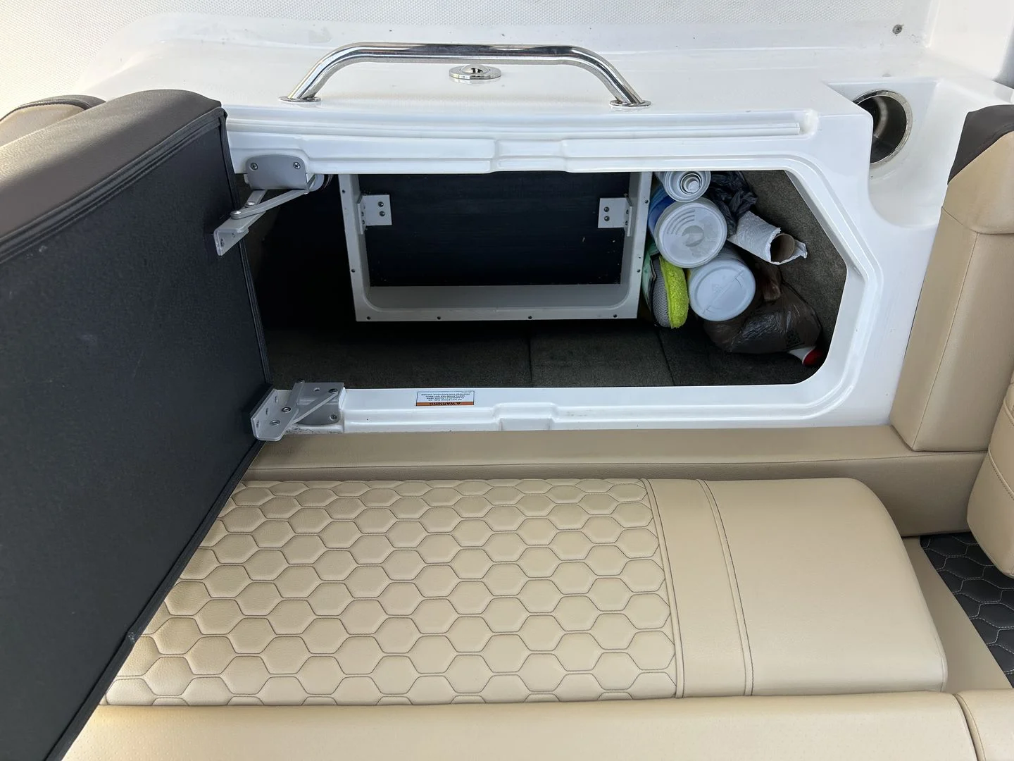 2024 Sea Ray 270 SDX OB Image Thumbnail #37