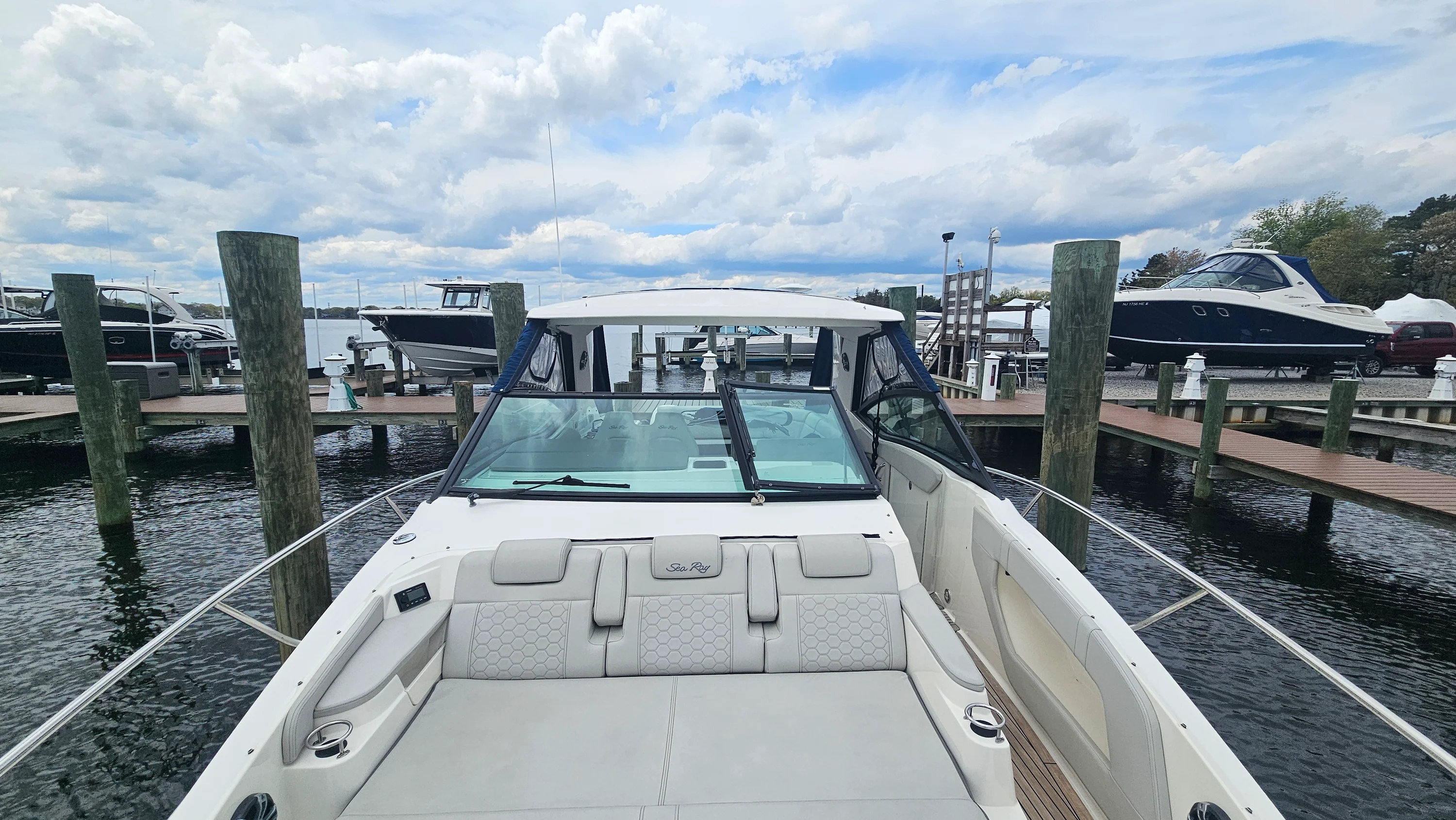 2020 Sea Ray 320 SUNDANCER OB Image Thumbnail #32